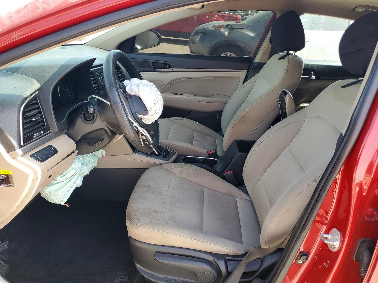2017 Hyundai Elantra Se Red vin: KMHD74LF8HU364977