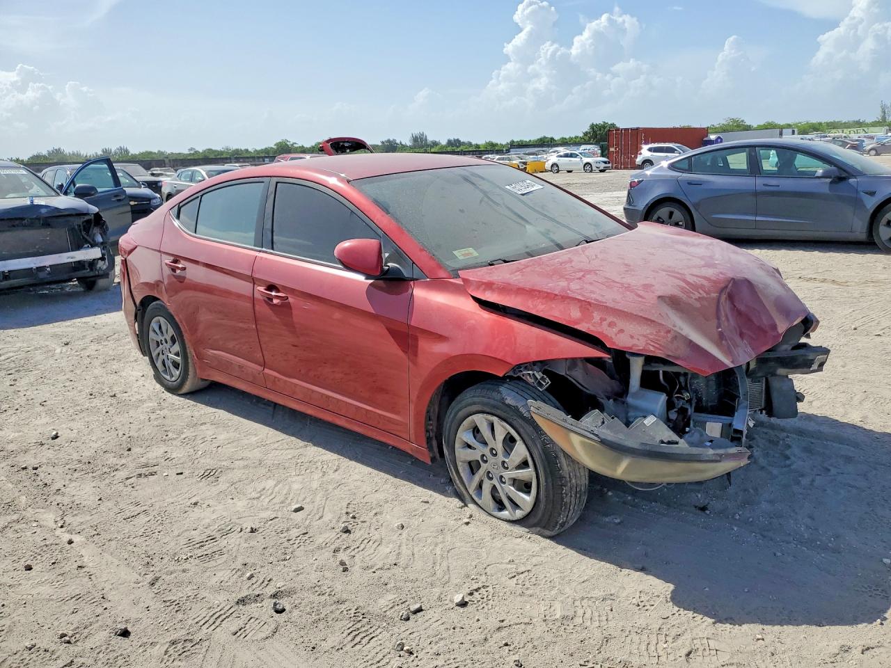 2017 Hyundai Elantra Se Red vin: KMHD74LF8HU364977