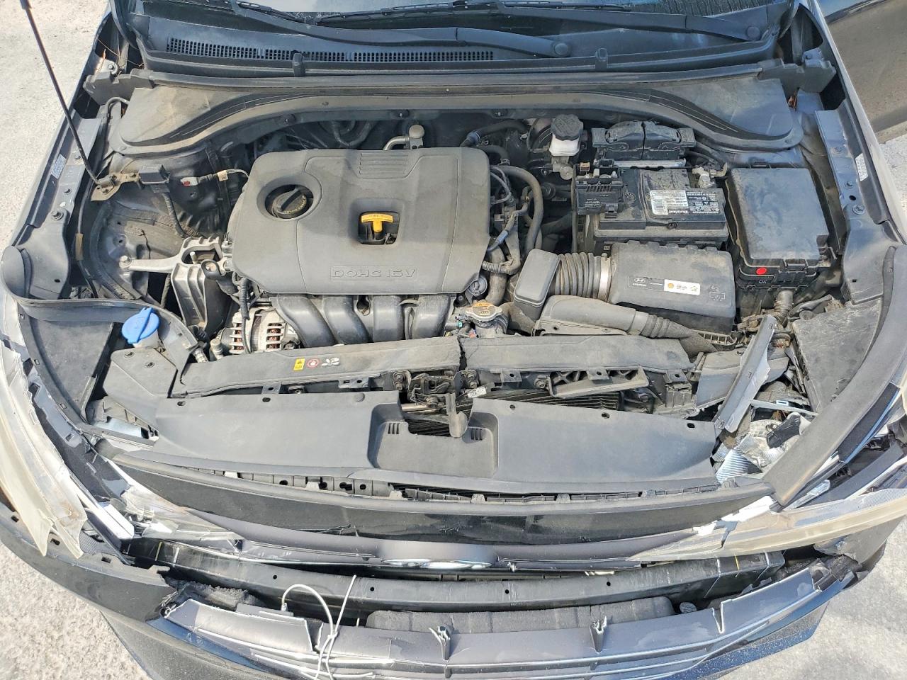2019 Hyundai Elantra Se Black vin: KMHD74LF8KU842421