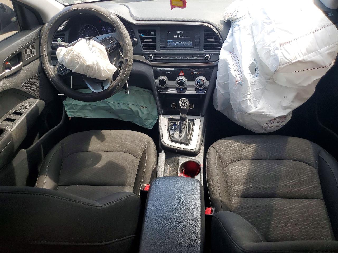 2019 Hyundai Elantra Se Black vin: KMHD74LF8KU842421
