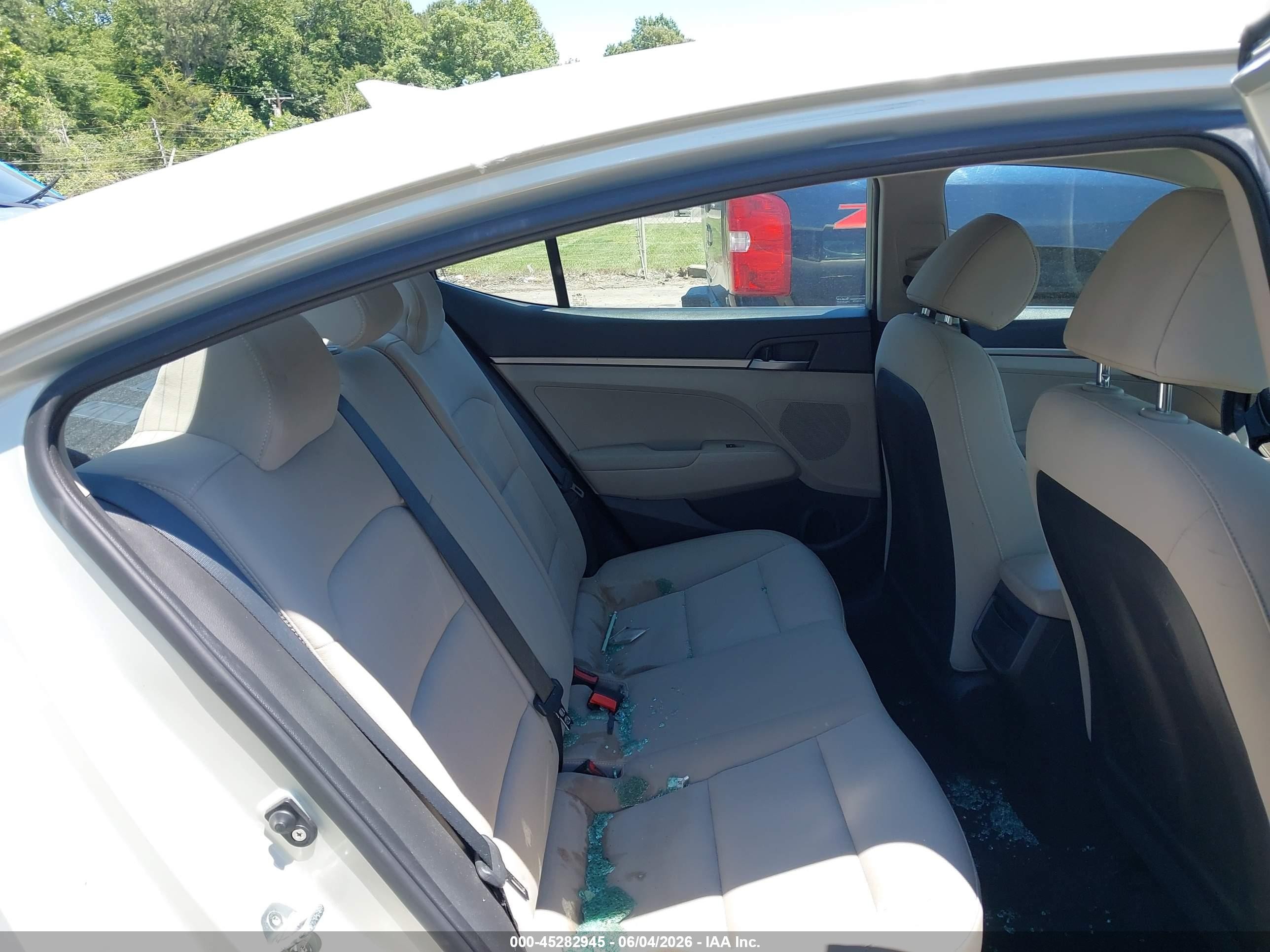 2017 Hyundai Elantra Se Золотой vin: KMHD74LF9HU330420