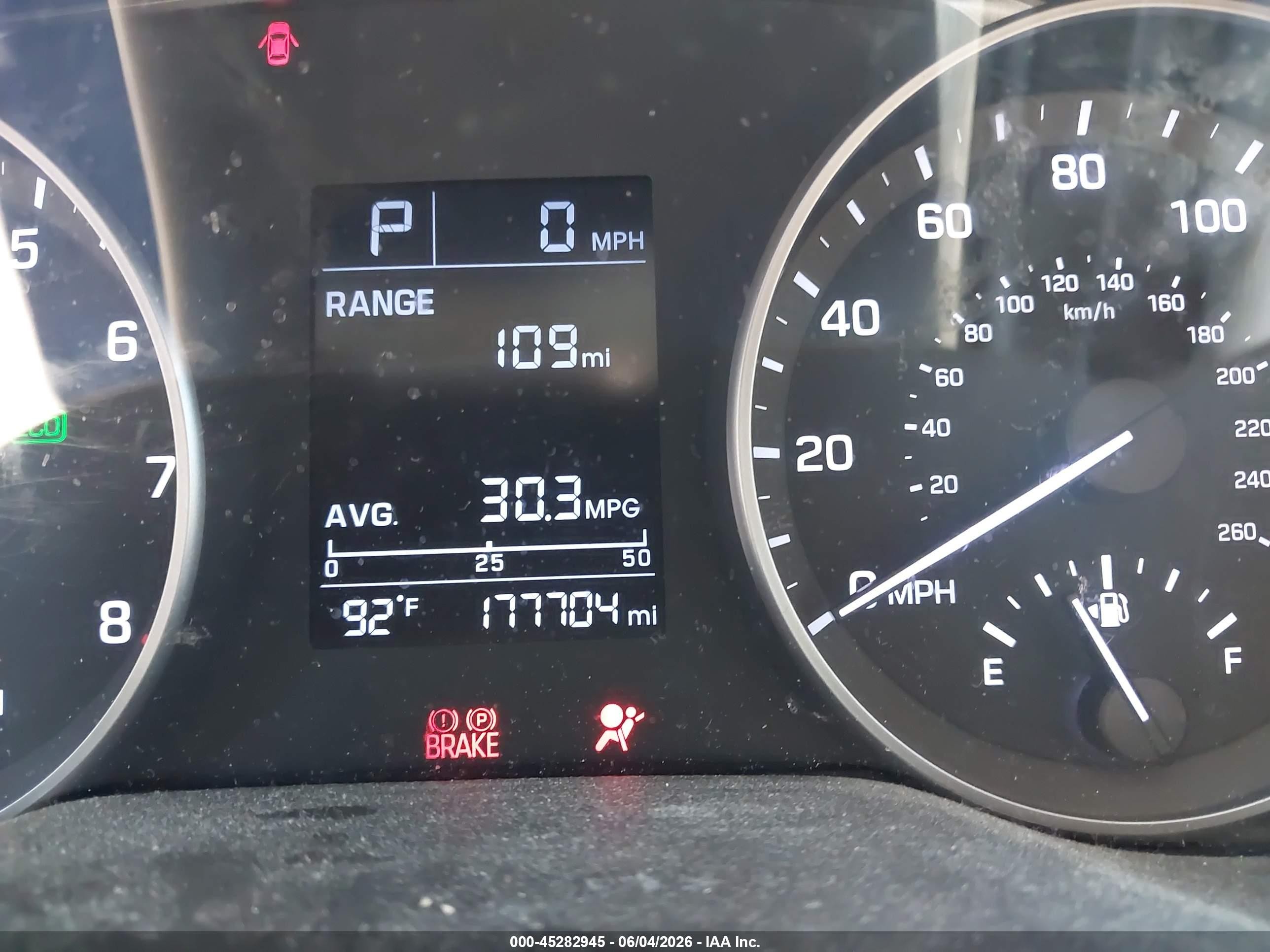 2017 Hyundai Elantra Se Золотой vin: KMHD74LF9HU330420