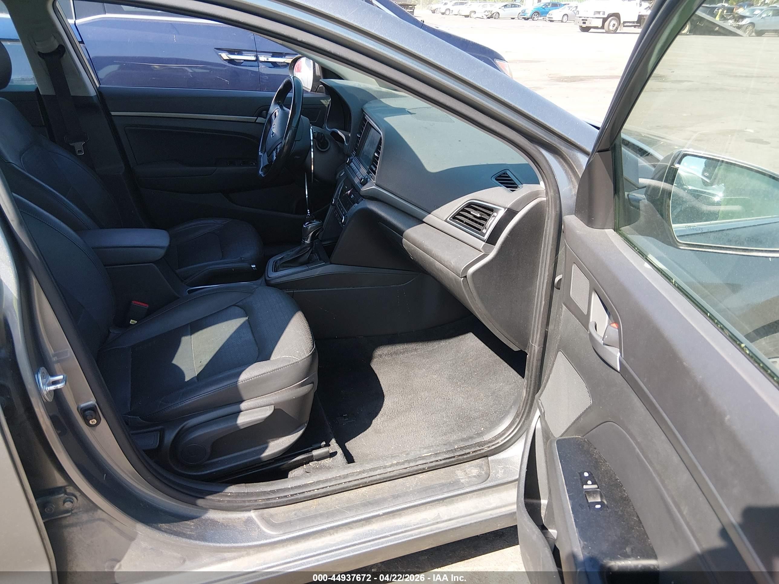 2017 Hyundai Elantra Limited Серый vin: KMHD84LF0HU209272