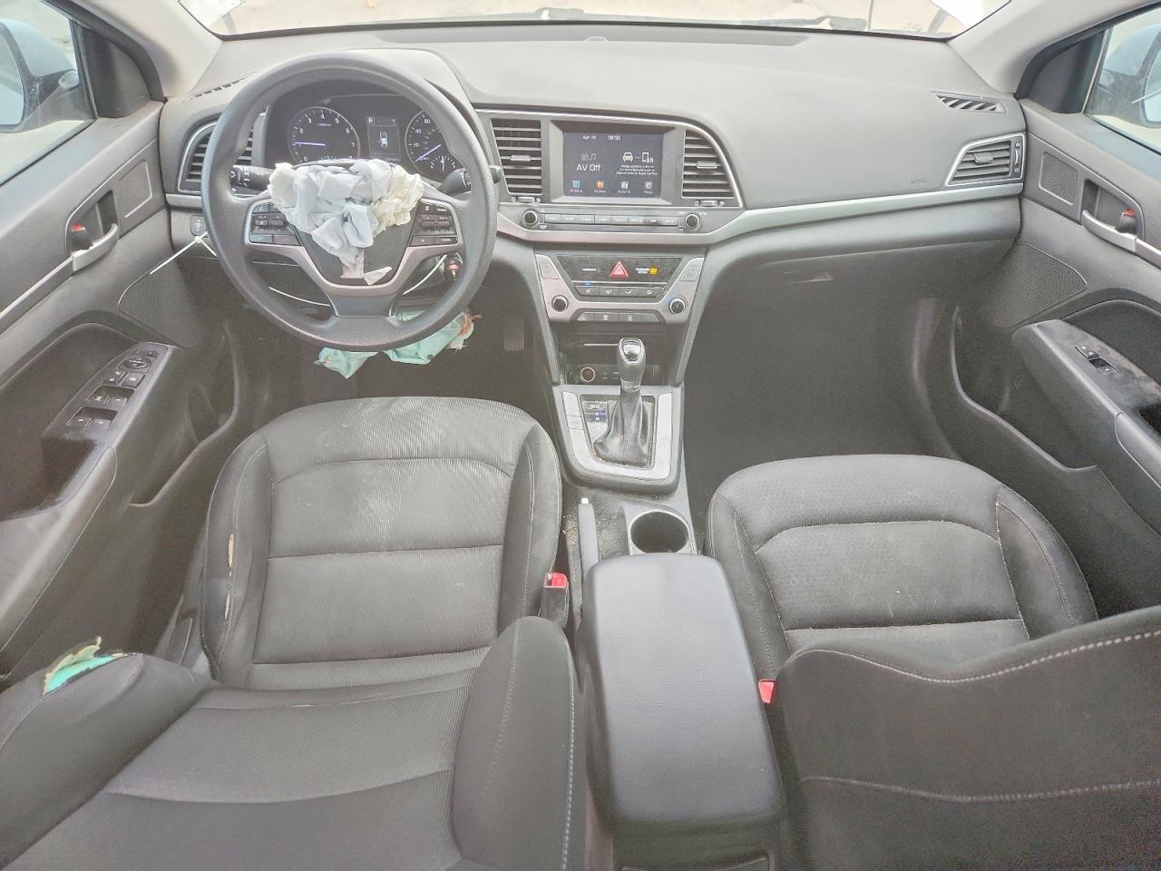 2018 Hyundai Elantra Sel Silver vin: KMHD84LF0JU514700