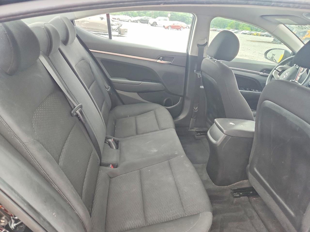 2020 Hyundai Elantra Sel Black vin: KMHD84LF0LU077686