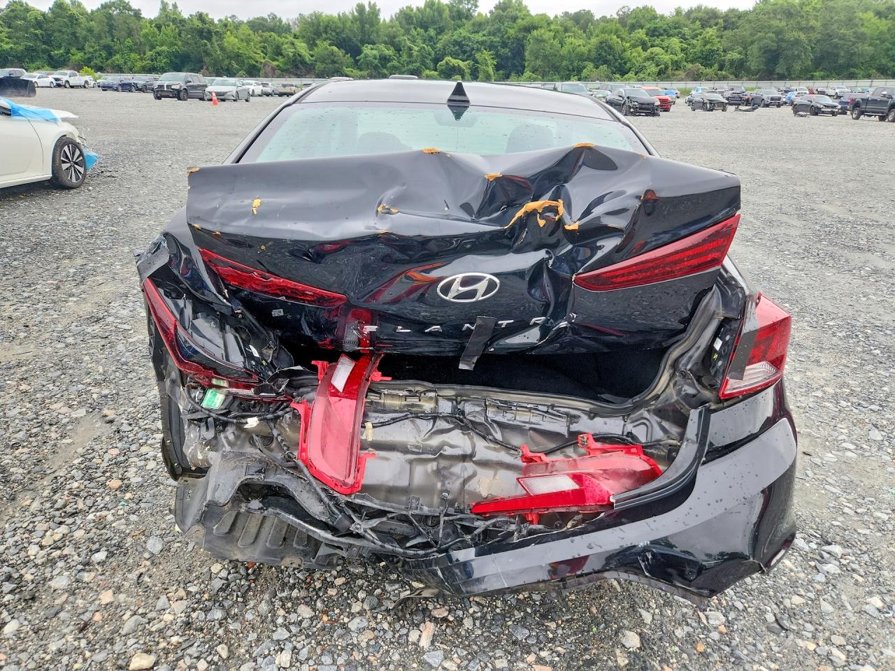2020 Hyundai Elantra Sel Black vin: KMHD84LF0LU077686