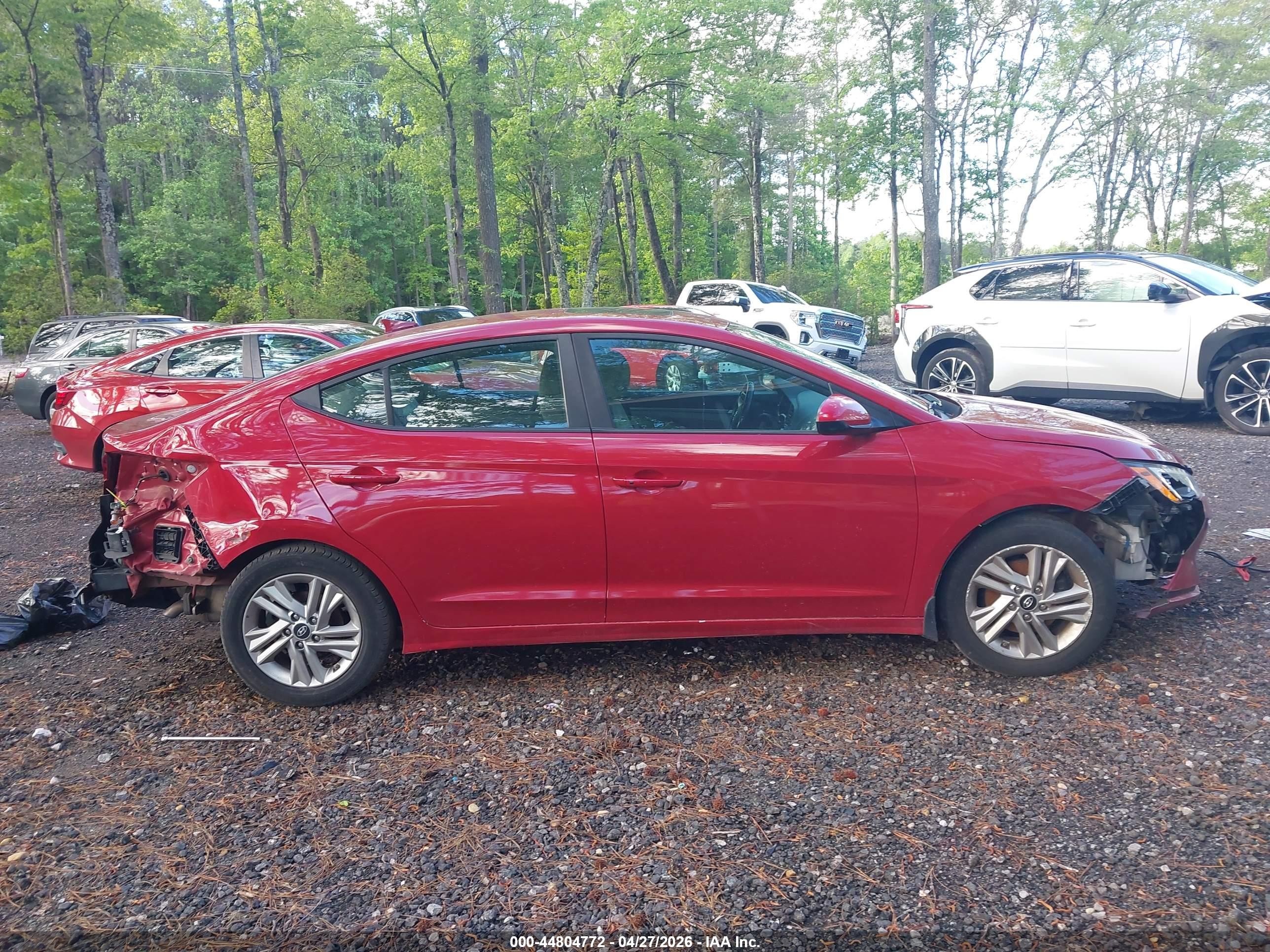 2020 Hyundai Elantra Value Edition Red vin: KMHD84LF0LU947906