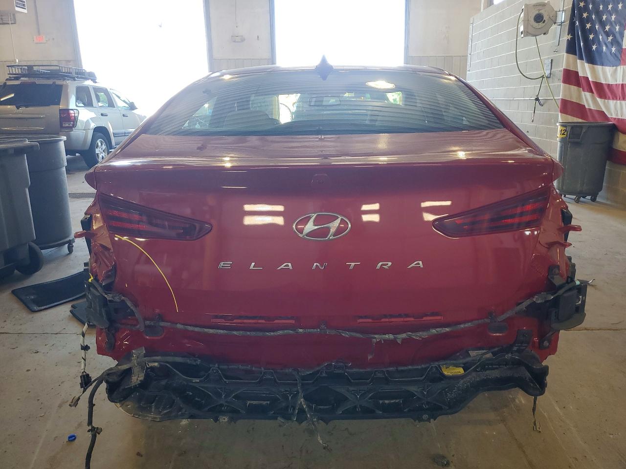 2019 Hyundai Elantra Value Edition Red vin: KMHD84LF1KU770460