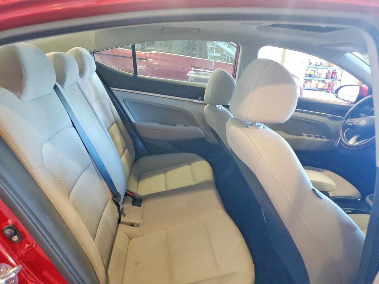 2019 Hyundai Elantra Value Edition Red vin: KMHD84LF1KU770460