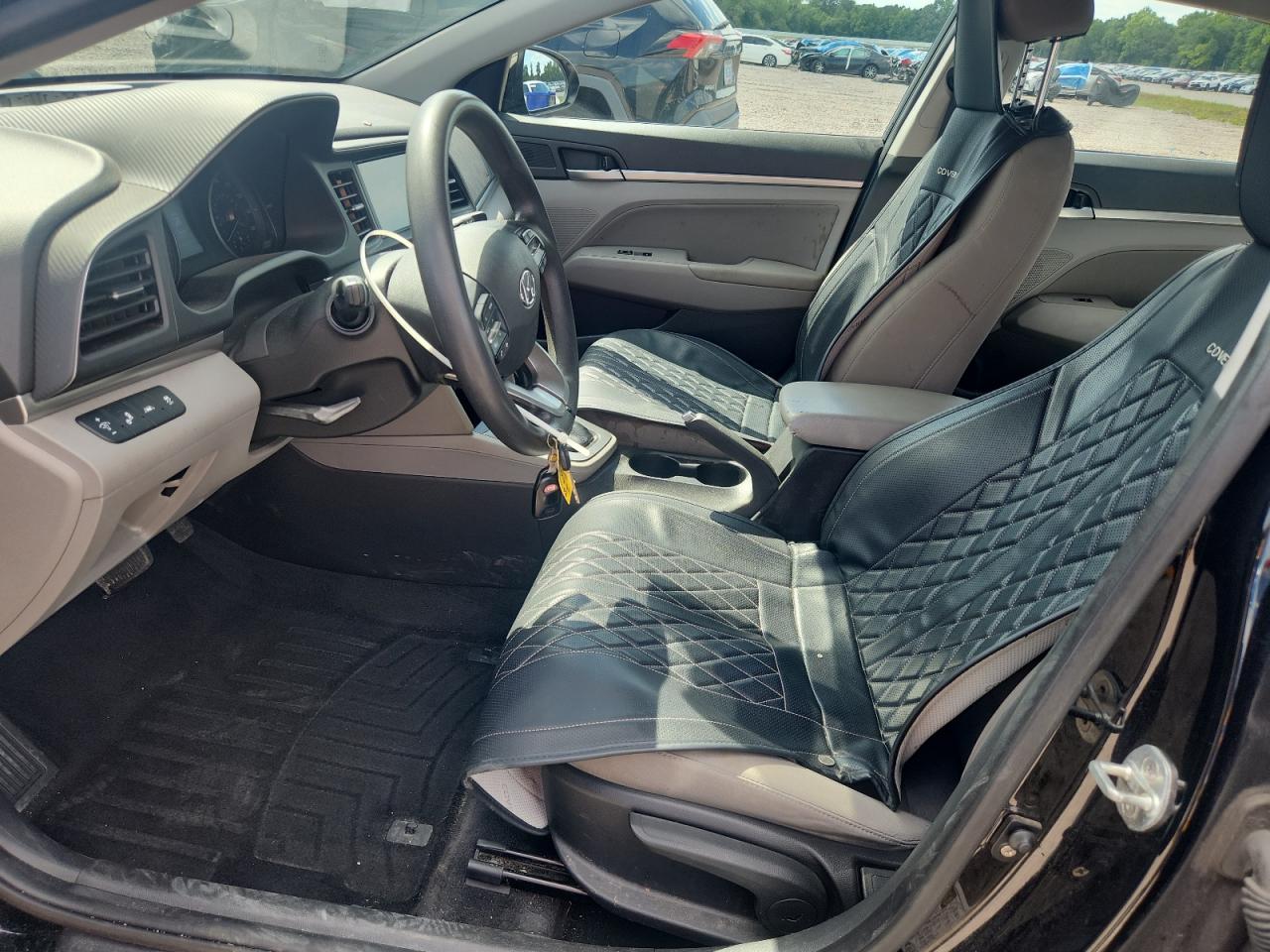 2019 Hyundai Elantra Sel Black vin: KMHD84LF1KU844332