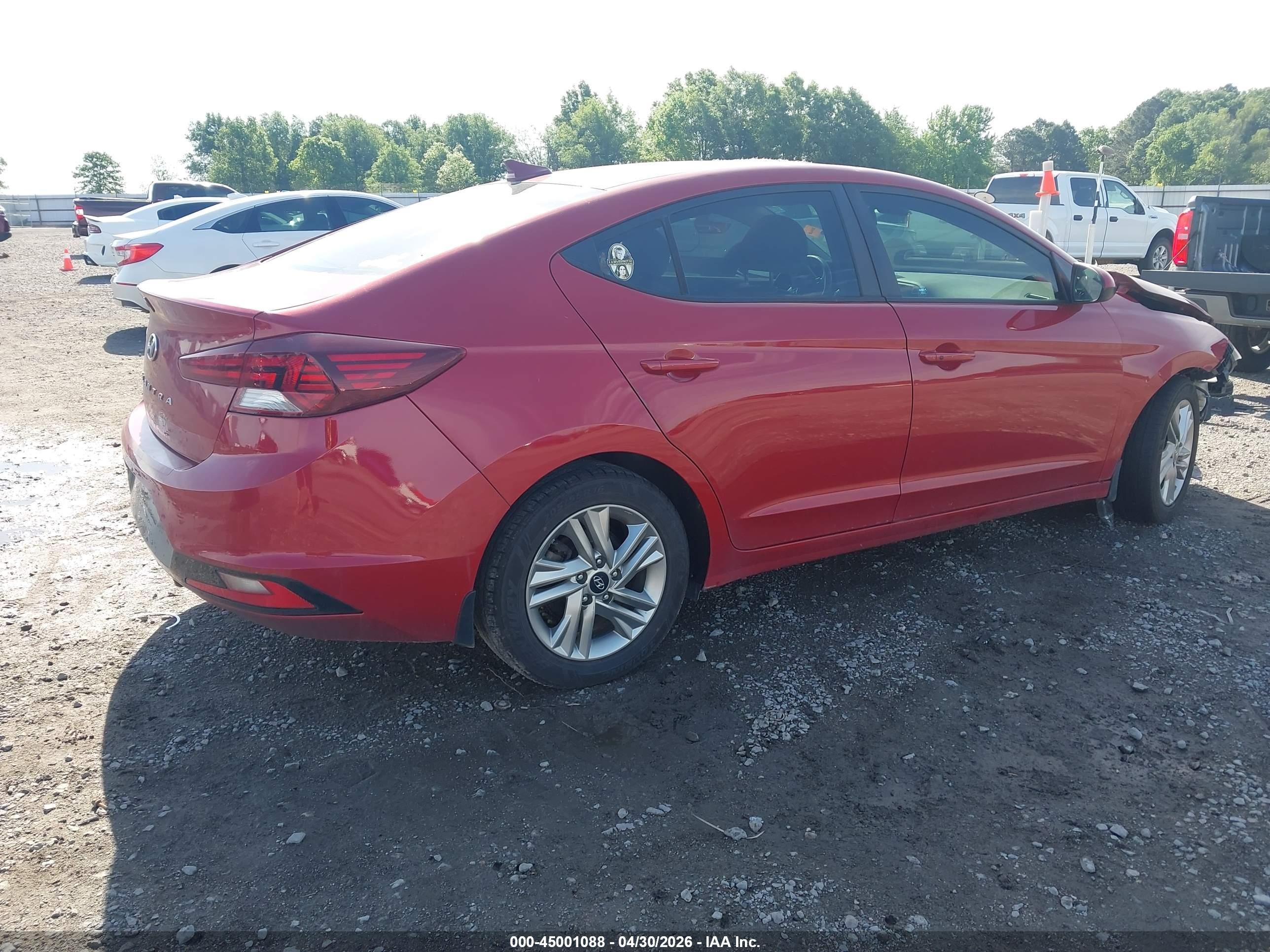 2020 Hyundai Elantra Value Edition Red vin: KMHD84LF1LU107620
