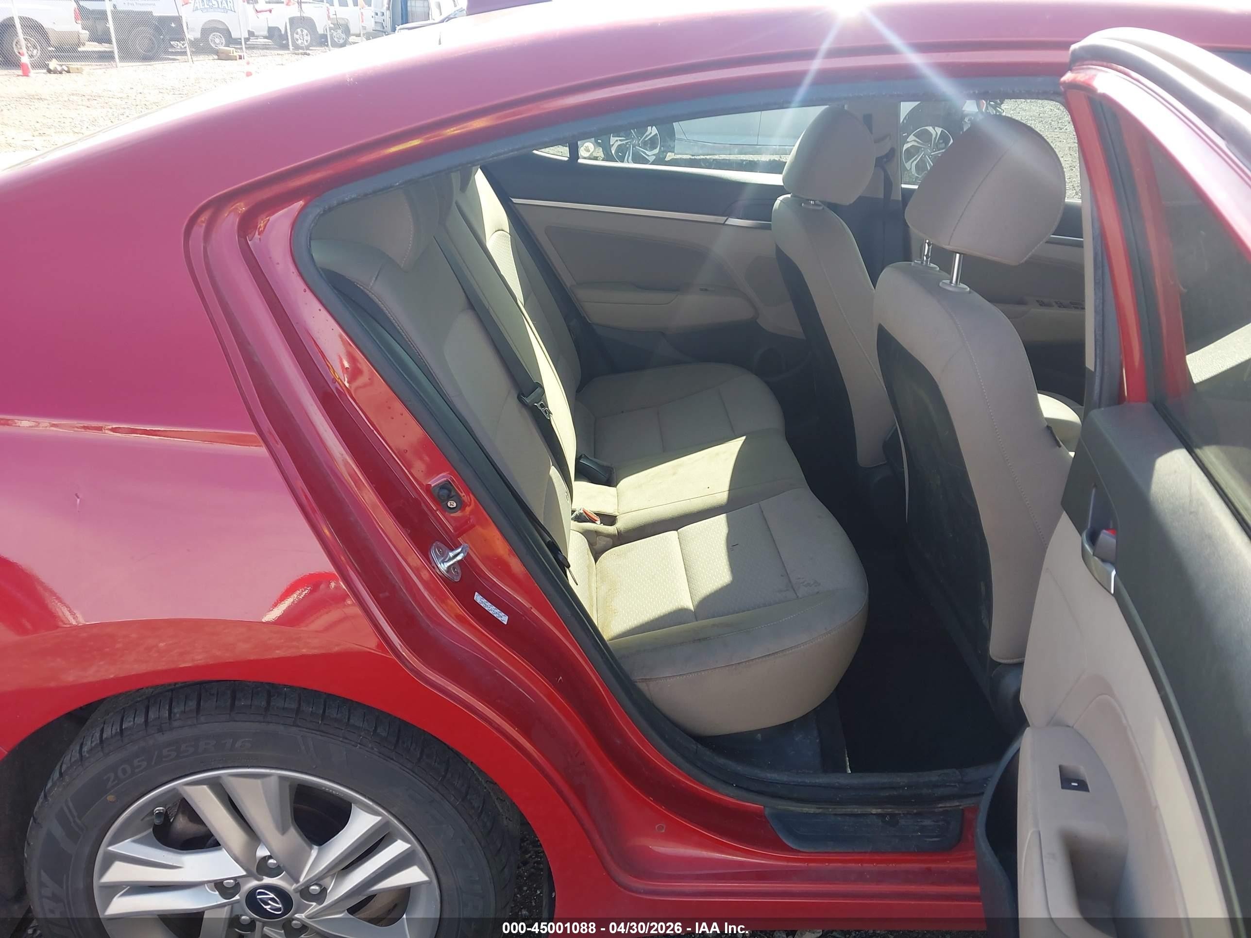 2020 Hyundai Elantra Value Edition Red vin: KMHD84LF1LU107620