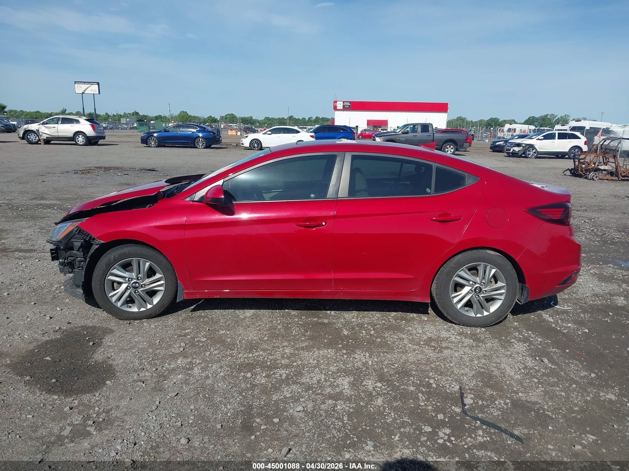 2020 Hyundai Elantra Value Edition Red vin: KMHD84LF1LU107620