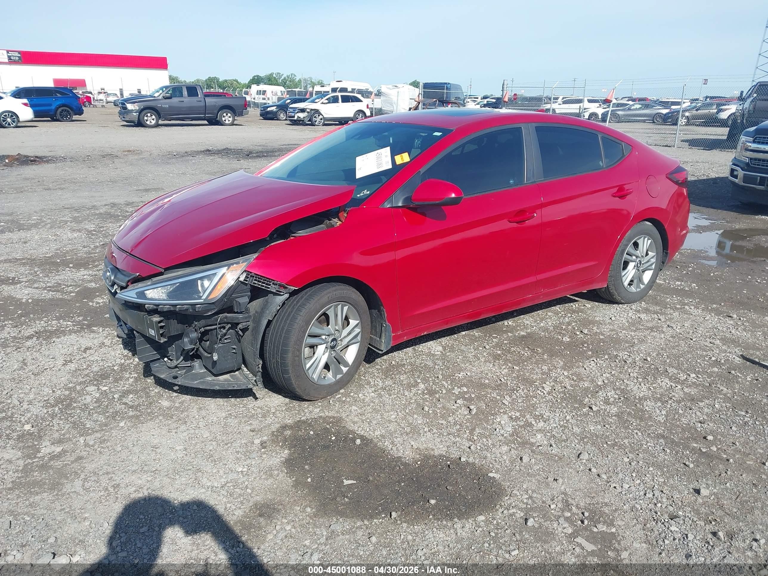 2020 Hyundai Elantra Value Edition Red vin: KMHD84LF1LU107620