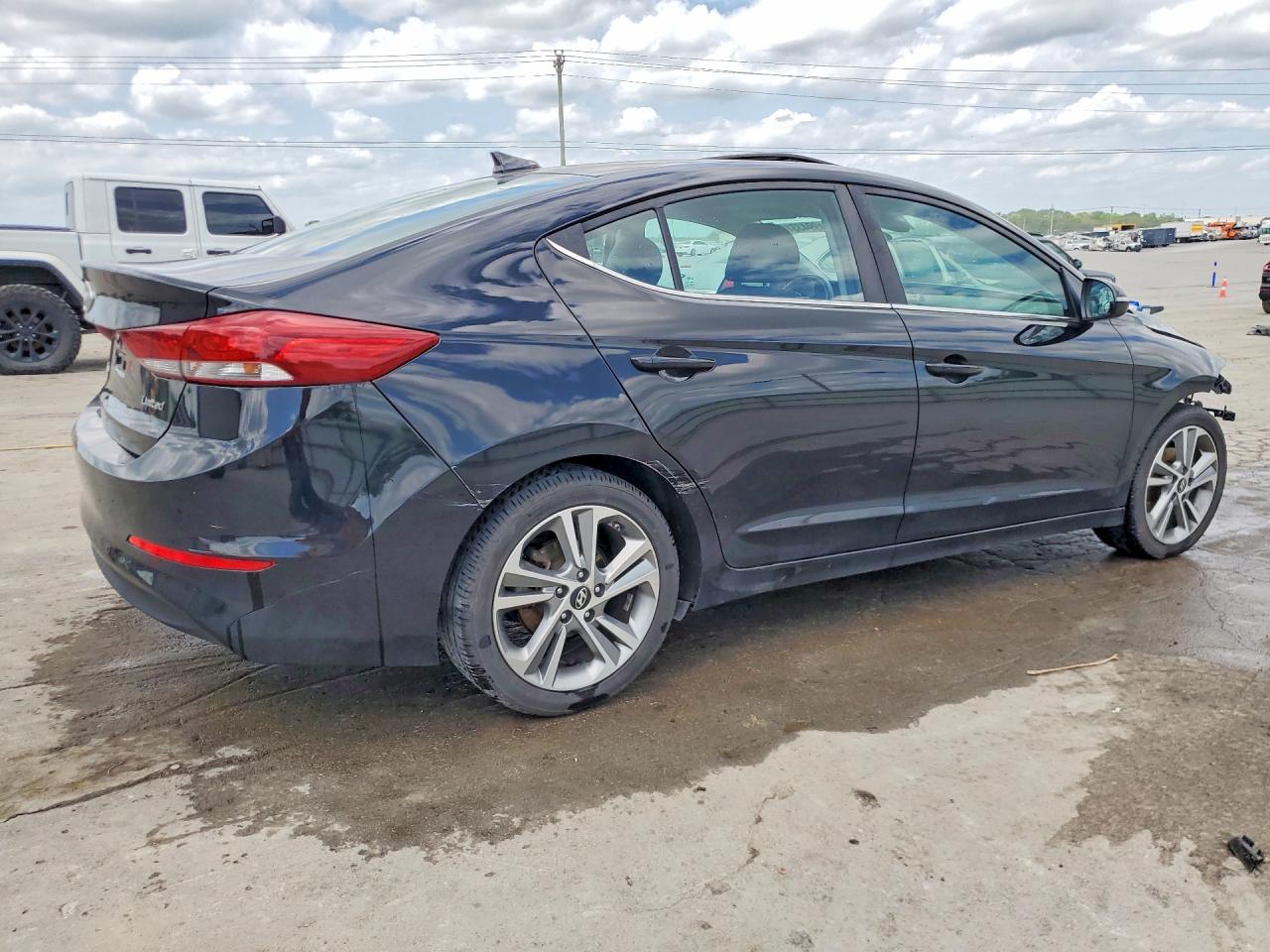 2018 Hyundai Elantra Limited Black vin: KMHD84LF2JU502936