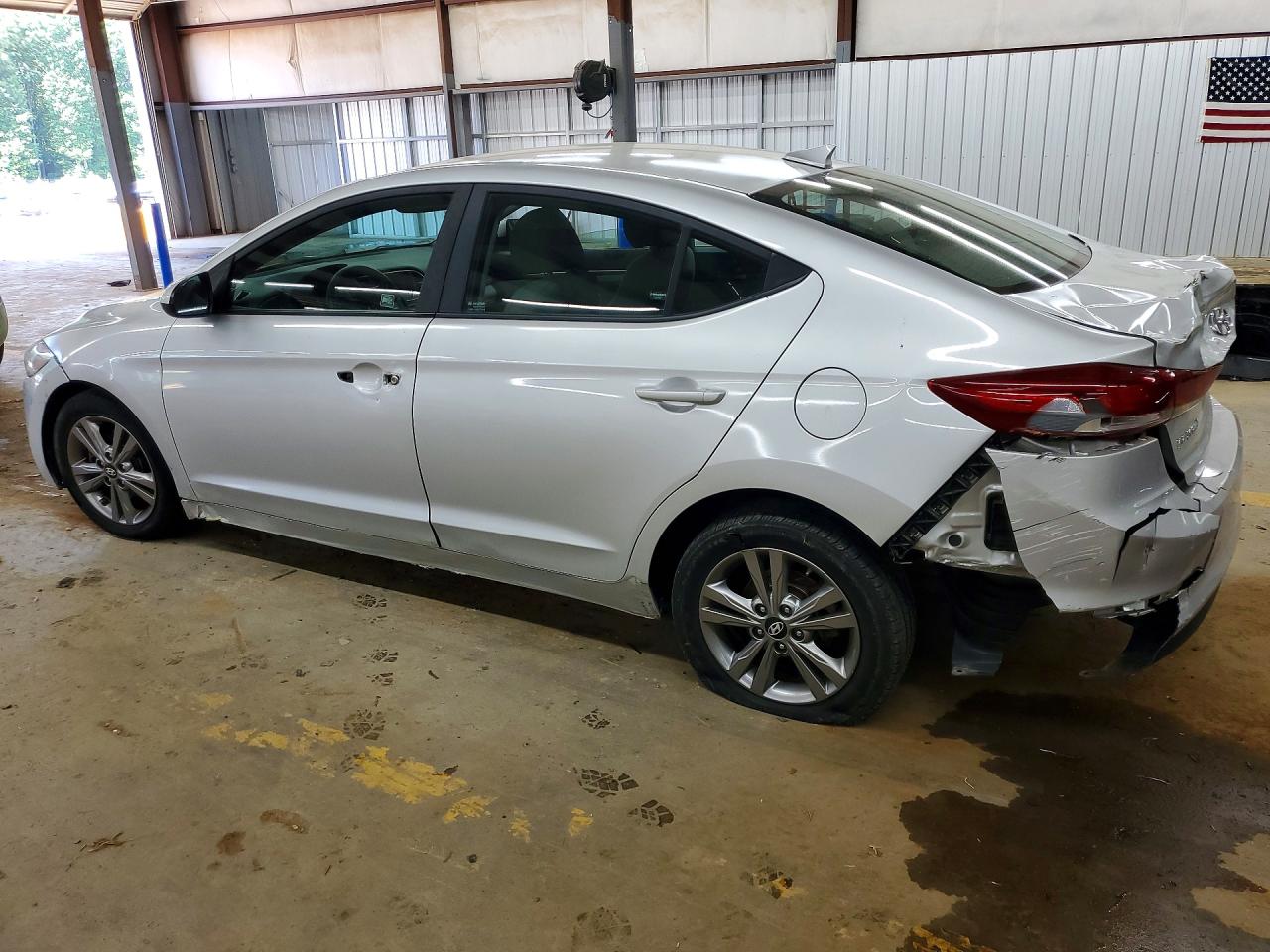 2018 Hyundai Elantra Sel Silver vin: KMHD84LF2JU533975