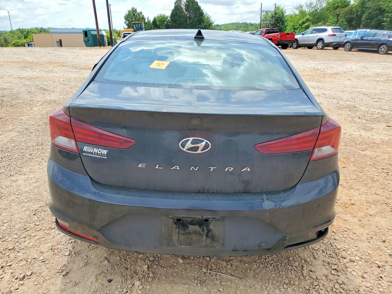 2019 Hyundai Elantra Sel Black vin: KMHD84LF2KU746426