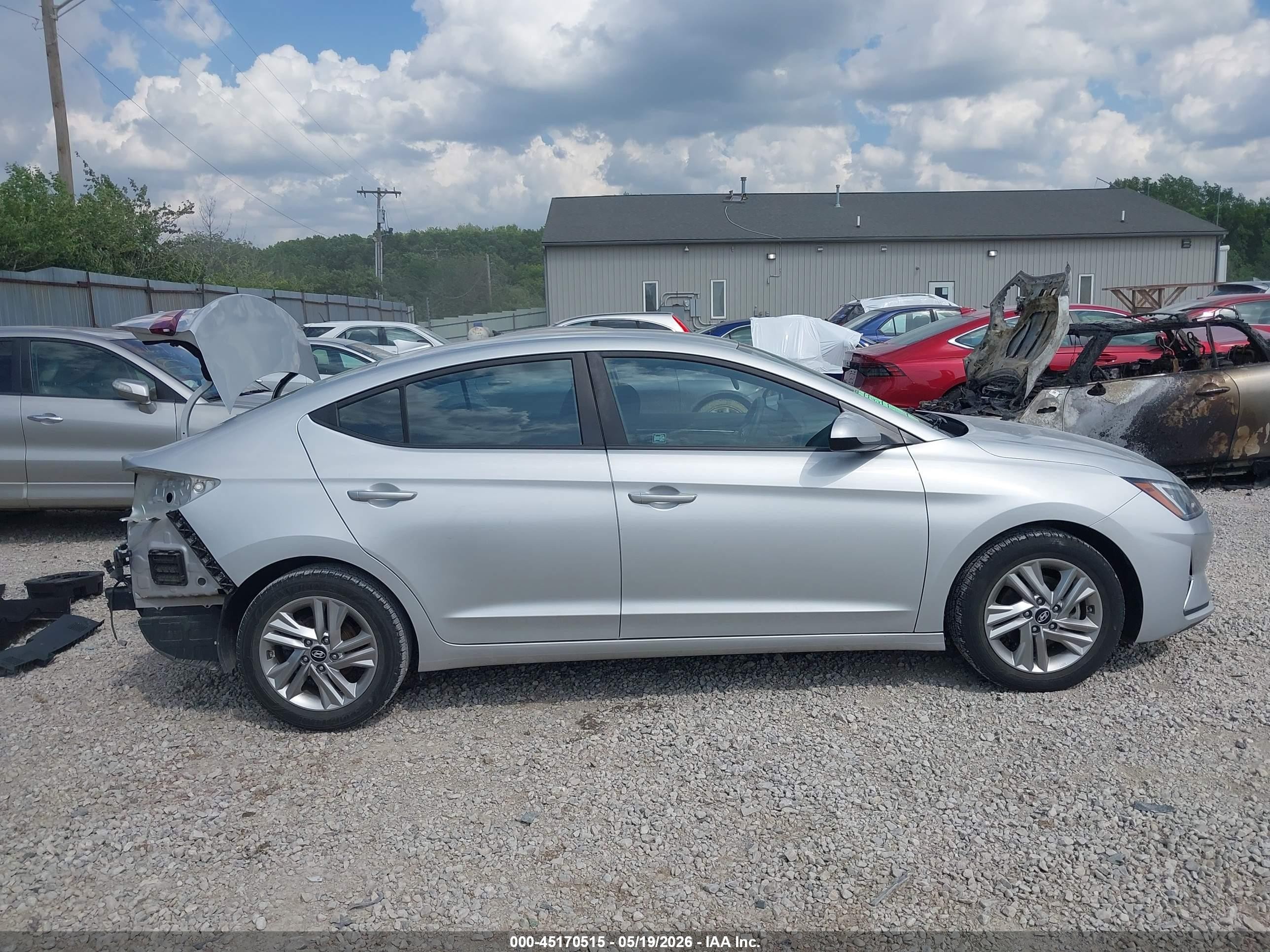 2019 Hyundai Elantra Sel Silver vin: KMHD84LF2KU775389