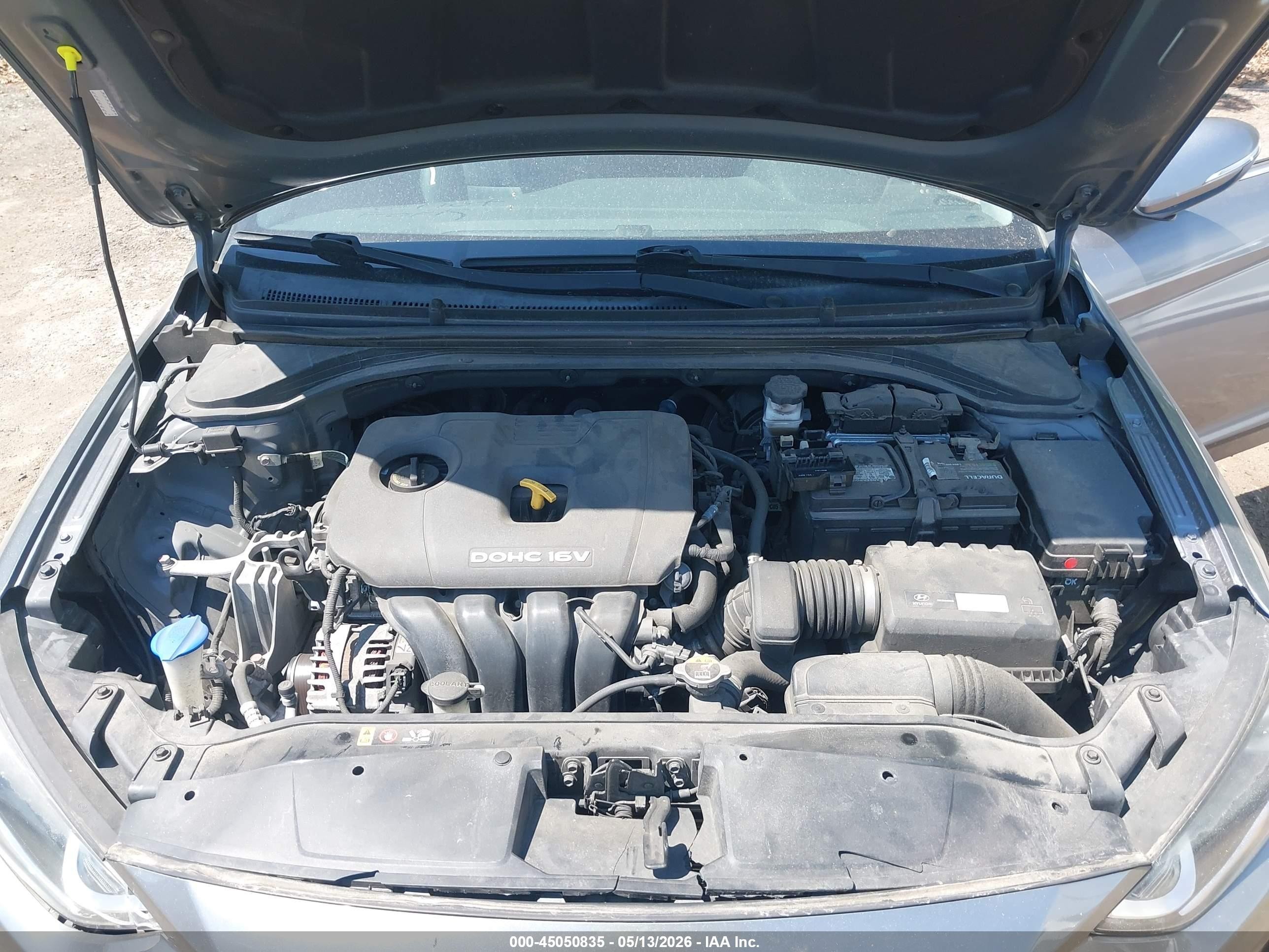 2017 Hyundai Elantra Limited Silver vin: KMHD84LF3HU212490