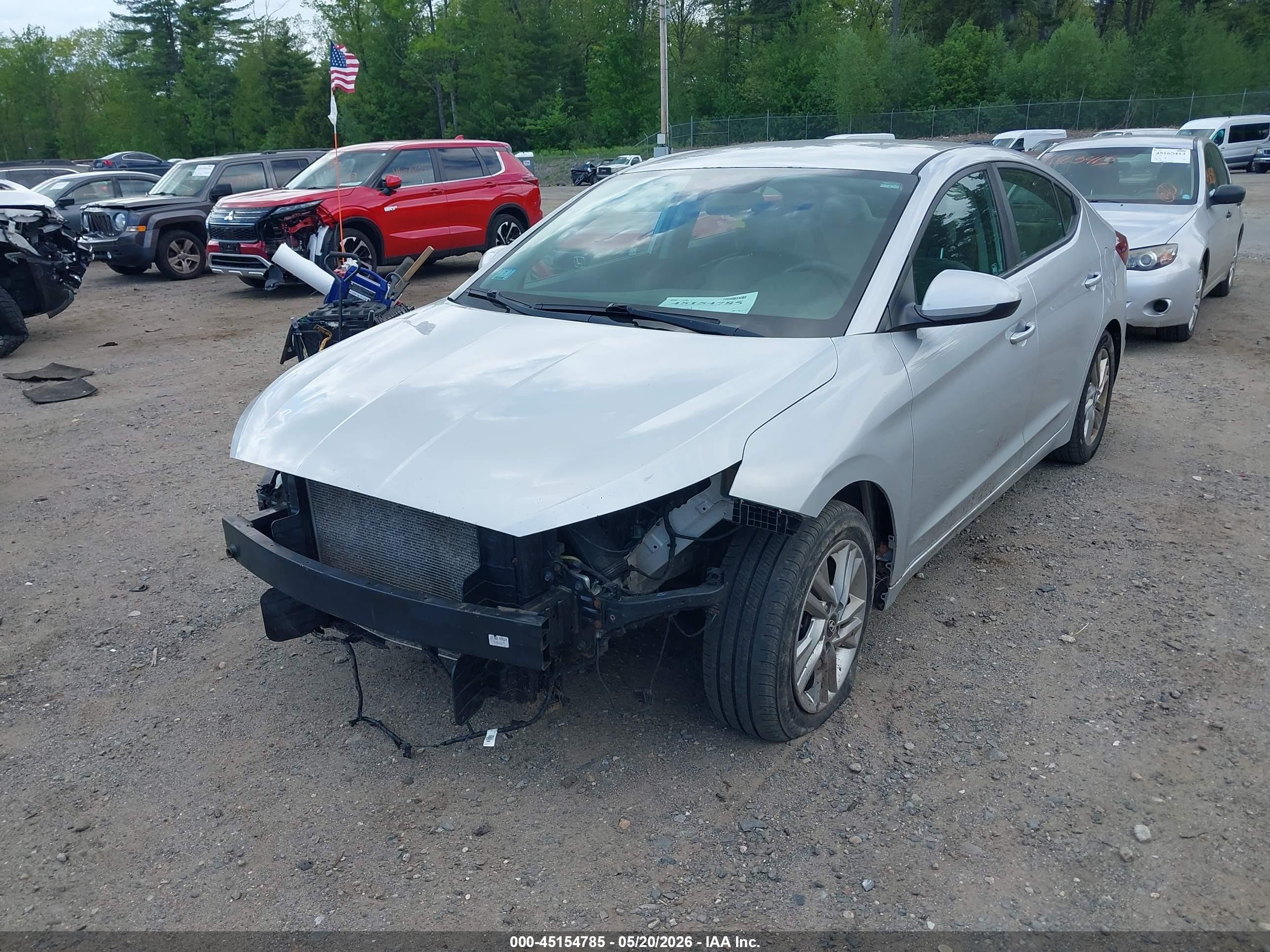 2019 Hyundai Elantra Sel Silver vin: KMHD84LF3KU746113