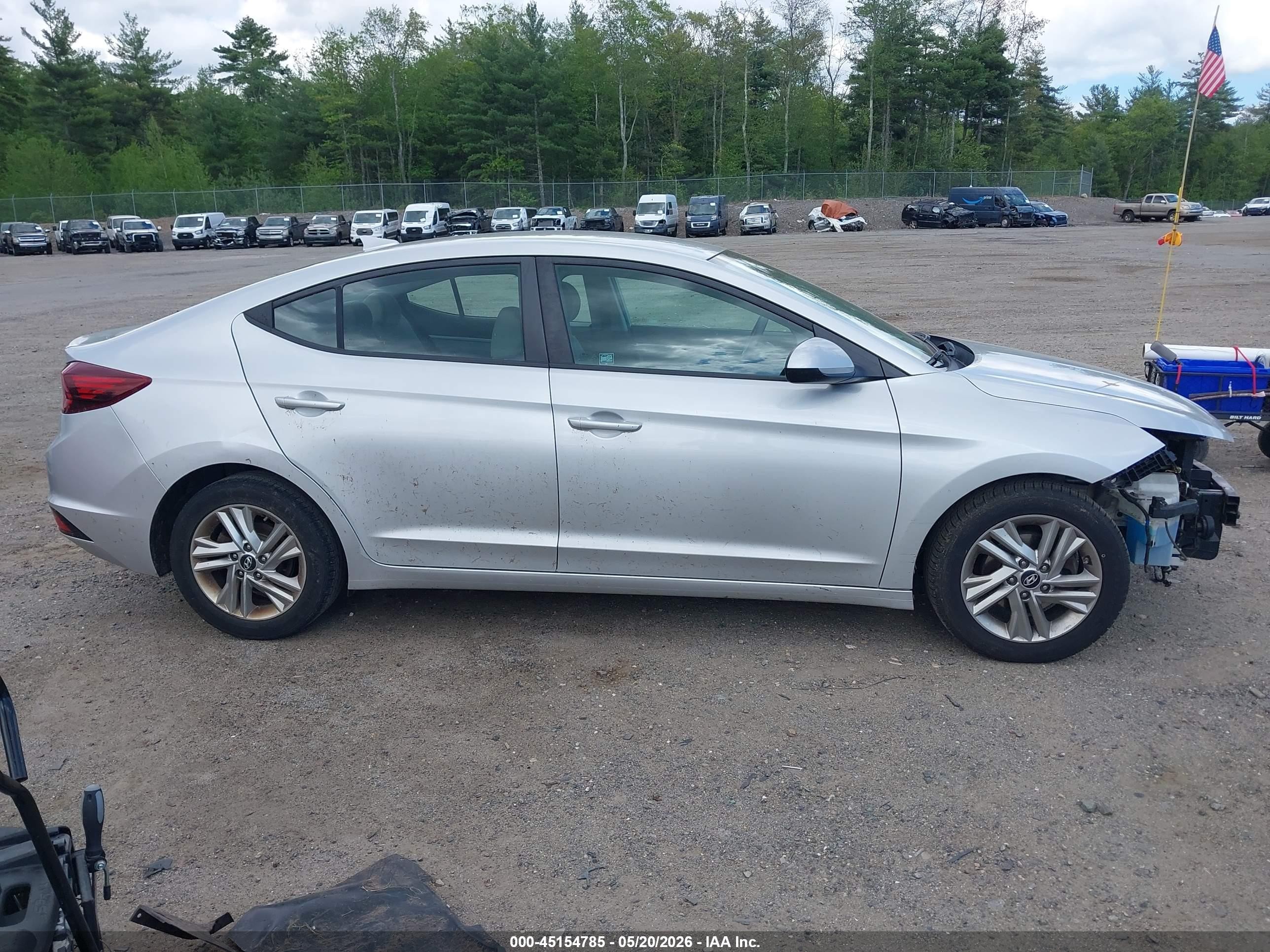 2019 Hyundai Elantra Sel Silver vin: KMHD84LF3KU746113