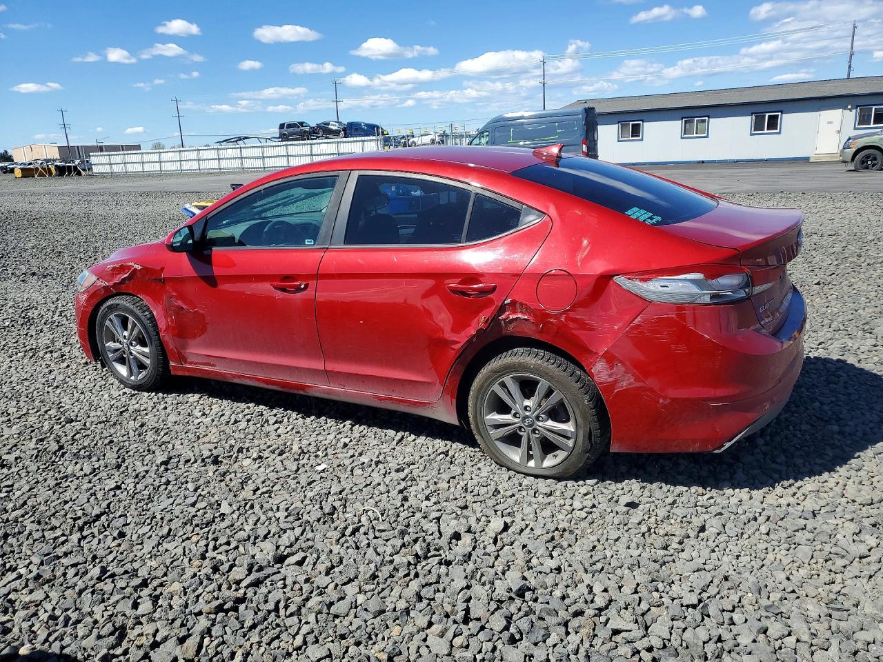 2018 Hyundai Elantra Sel Red vin: KMHD84LF4JU665135