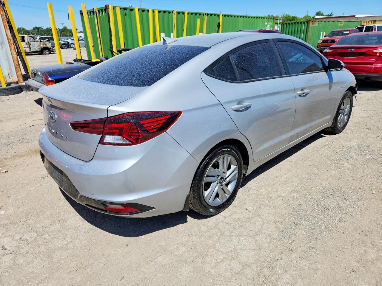 2020 Hyundai Elantra Value Edition Серебряный vin: KMHD84LF4LU015370