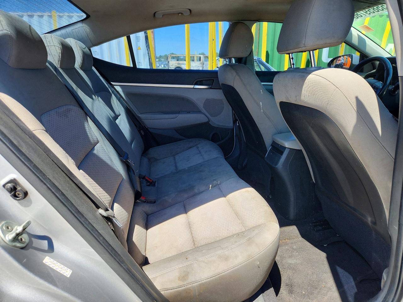 2020 Hyundai Elantra Value Edition Серебряный vin: KMHD84LF4LU015370