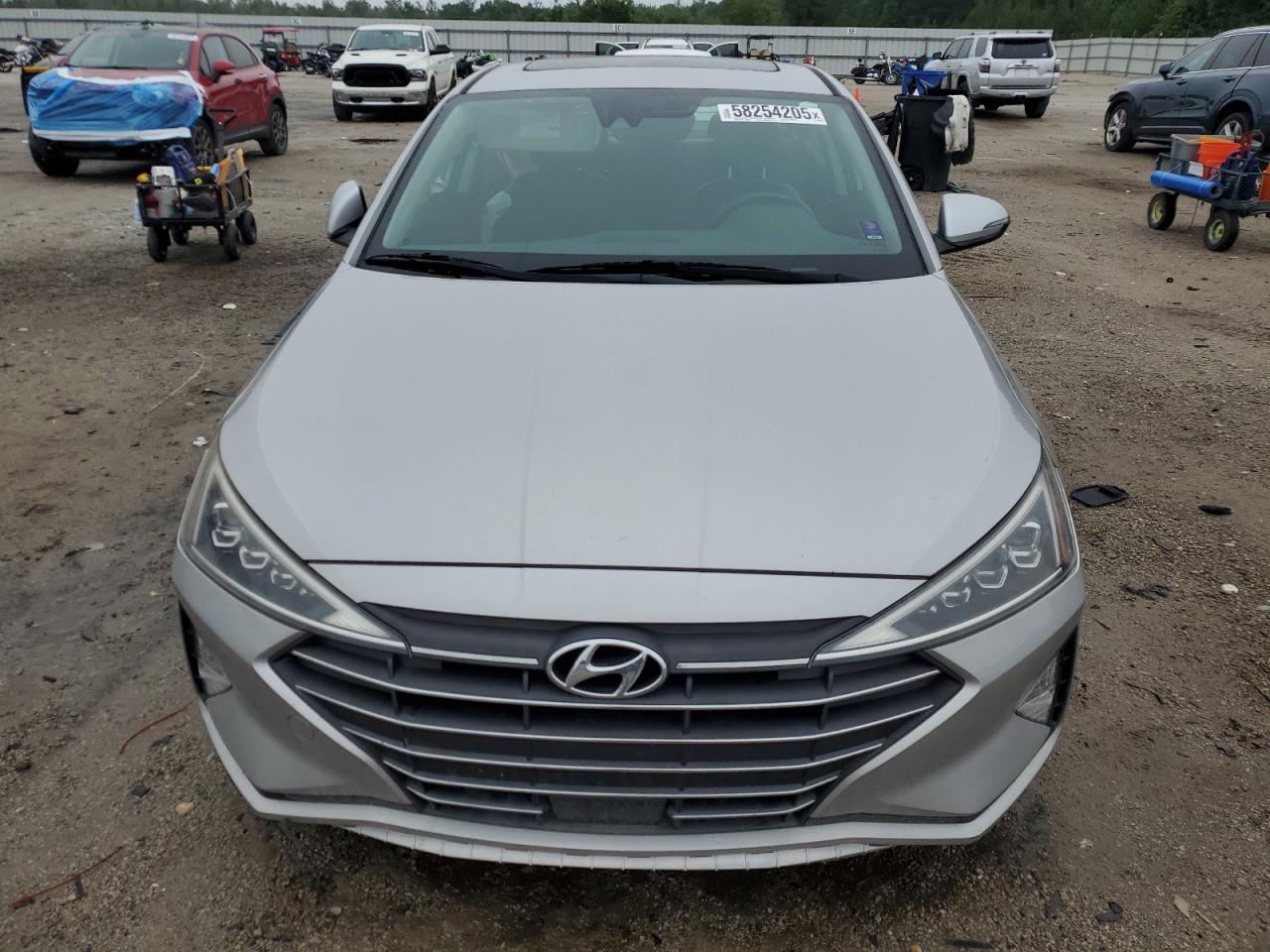 2020 Hyundai Elantra Sel Silver vin: KMHD84LF4LU998776