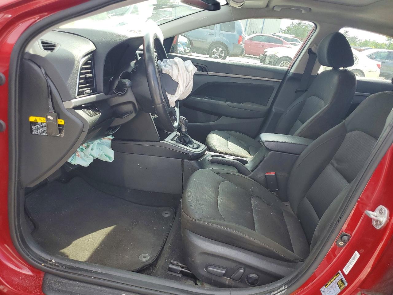 2017 Hyundai Elantra Value Edition Red vin: KMHD84LF5HU241232