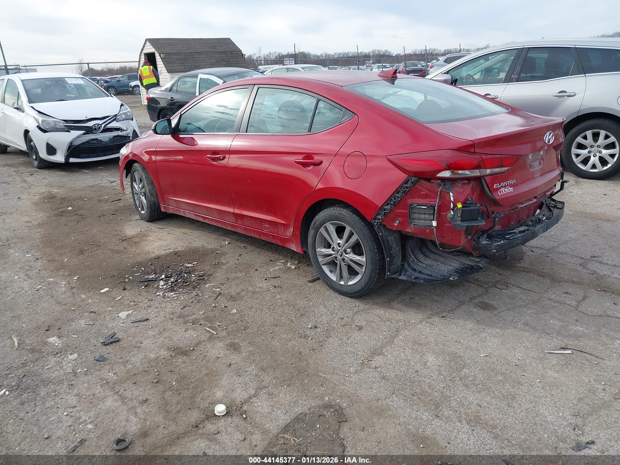 2017 Hyundai Elantra Value Edition Red vin: KMHD84LF5HU423383