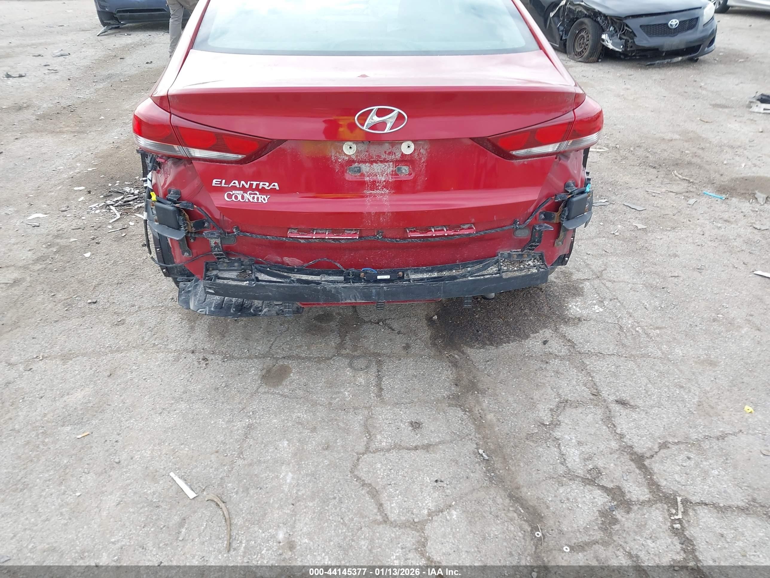 2017 Hyundai Elantra Value Edition Red vin: KMHD84LF5HU423383