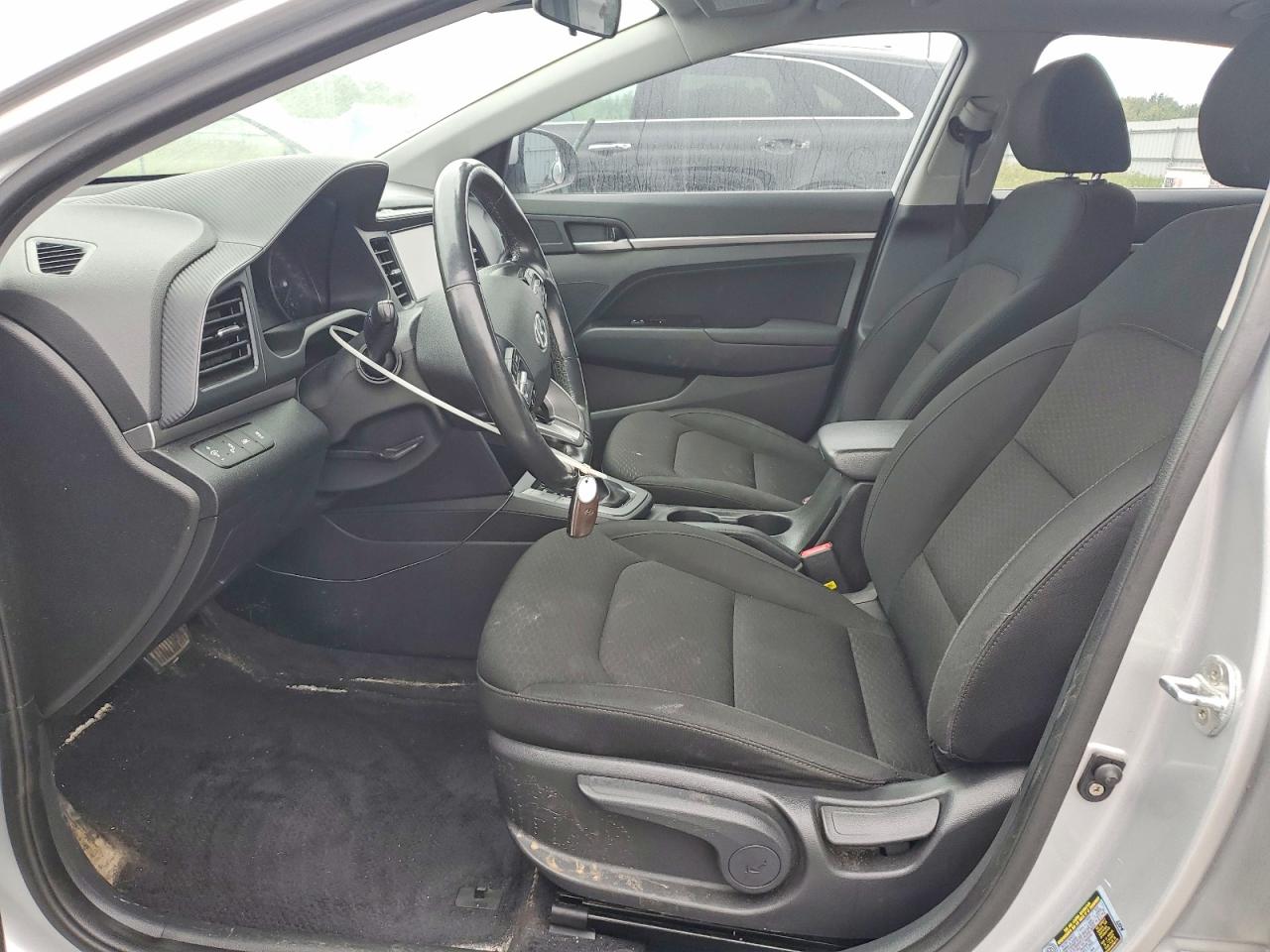 2019 Hyundai Elantra Se Silver vin: KMHD84LF5KU861604