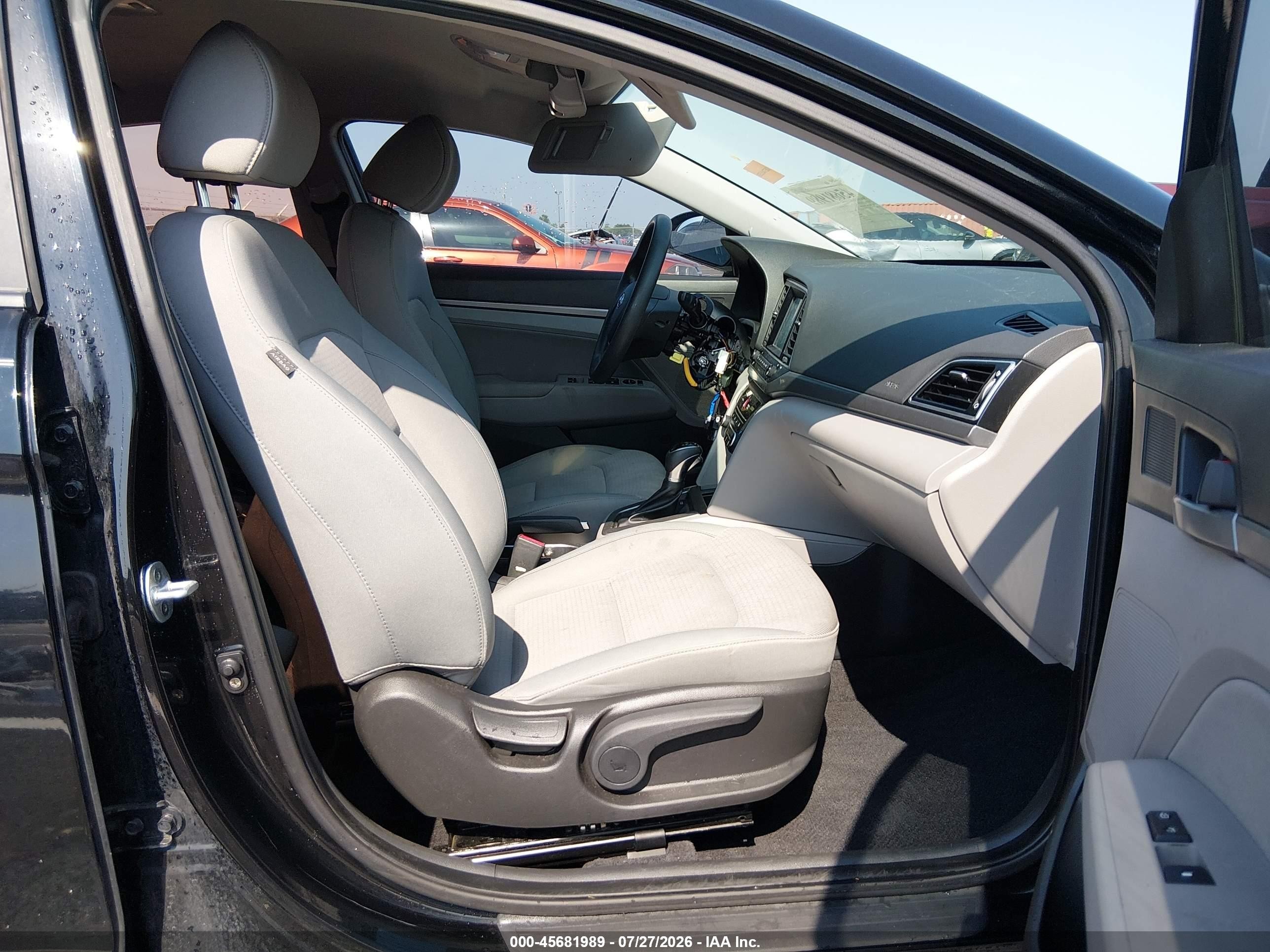 2017 Hyundai Elantra Se Black vin: KMHD84LF6HU075612