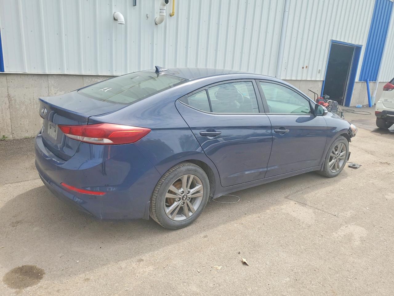 2017 Hyundai Elantra Se Blue vin: KMHD84LF6HU093706