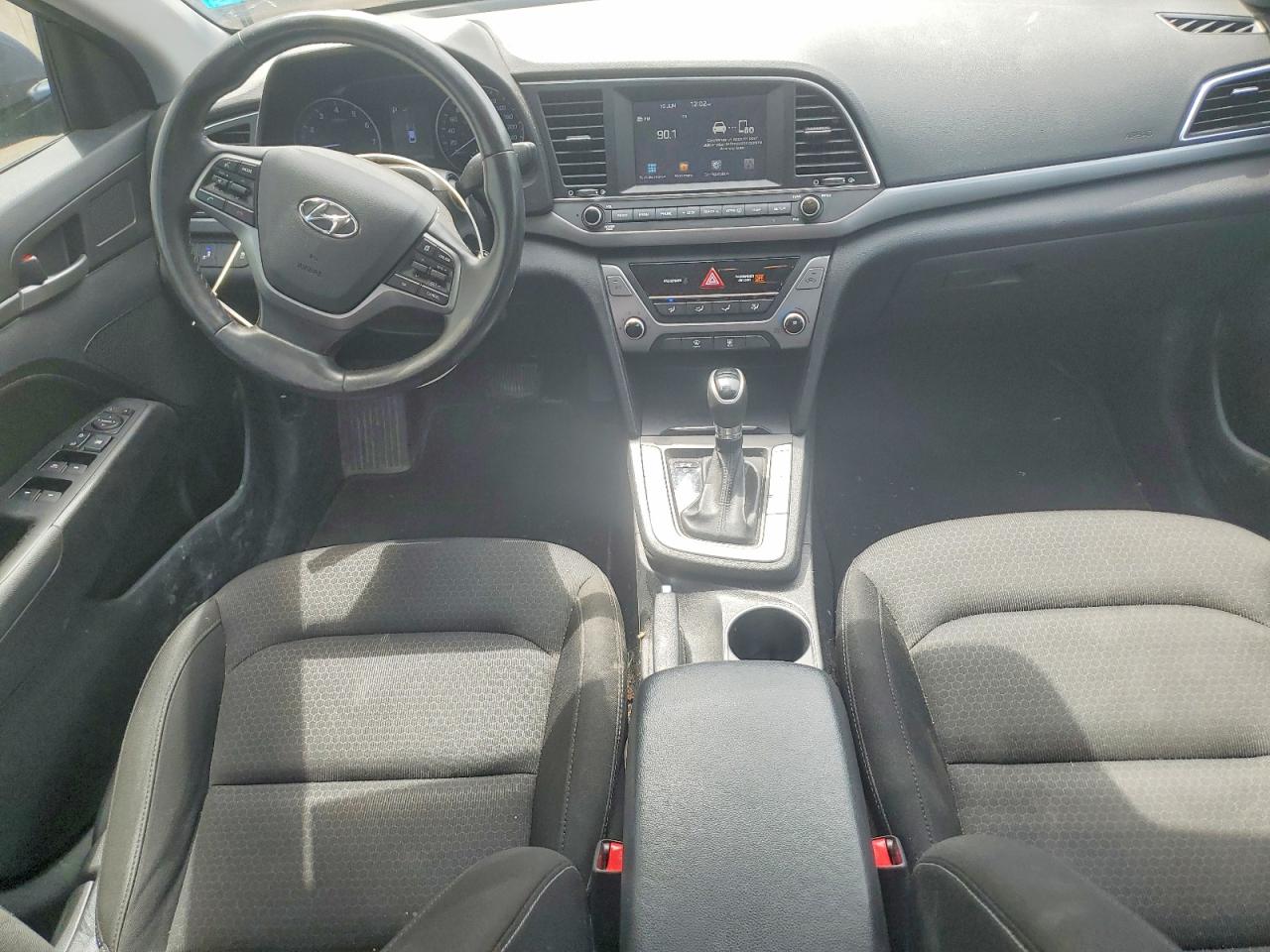 2017 Hyundai Elantra Se Blue vin: KMHD84LF6HU093706