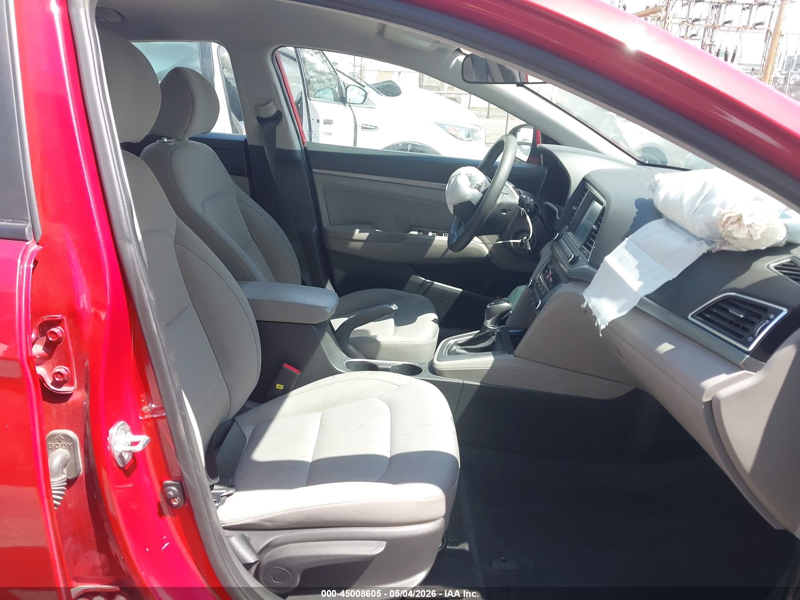 2017 Hyundai Elantra Se Red vin: KMHD84LF6HU402848