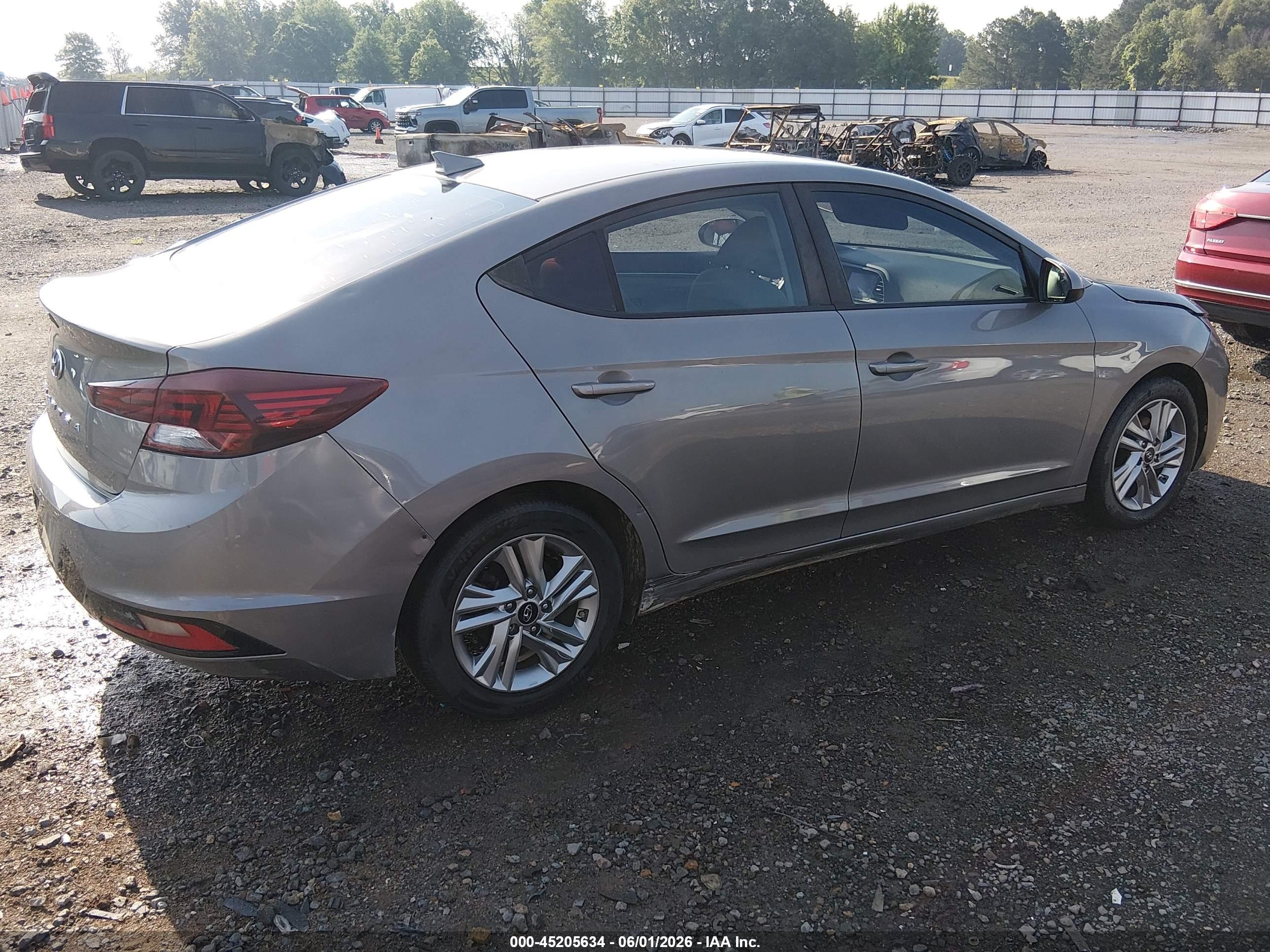2020 Hyundai Elantra Sel Gray vin: KMHD84LF6LU026550