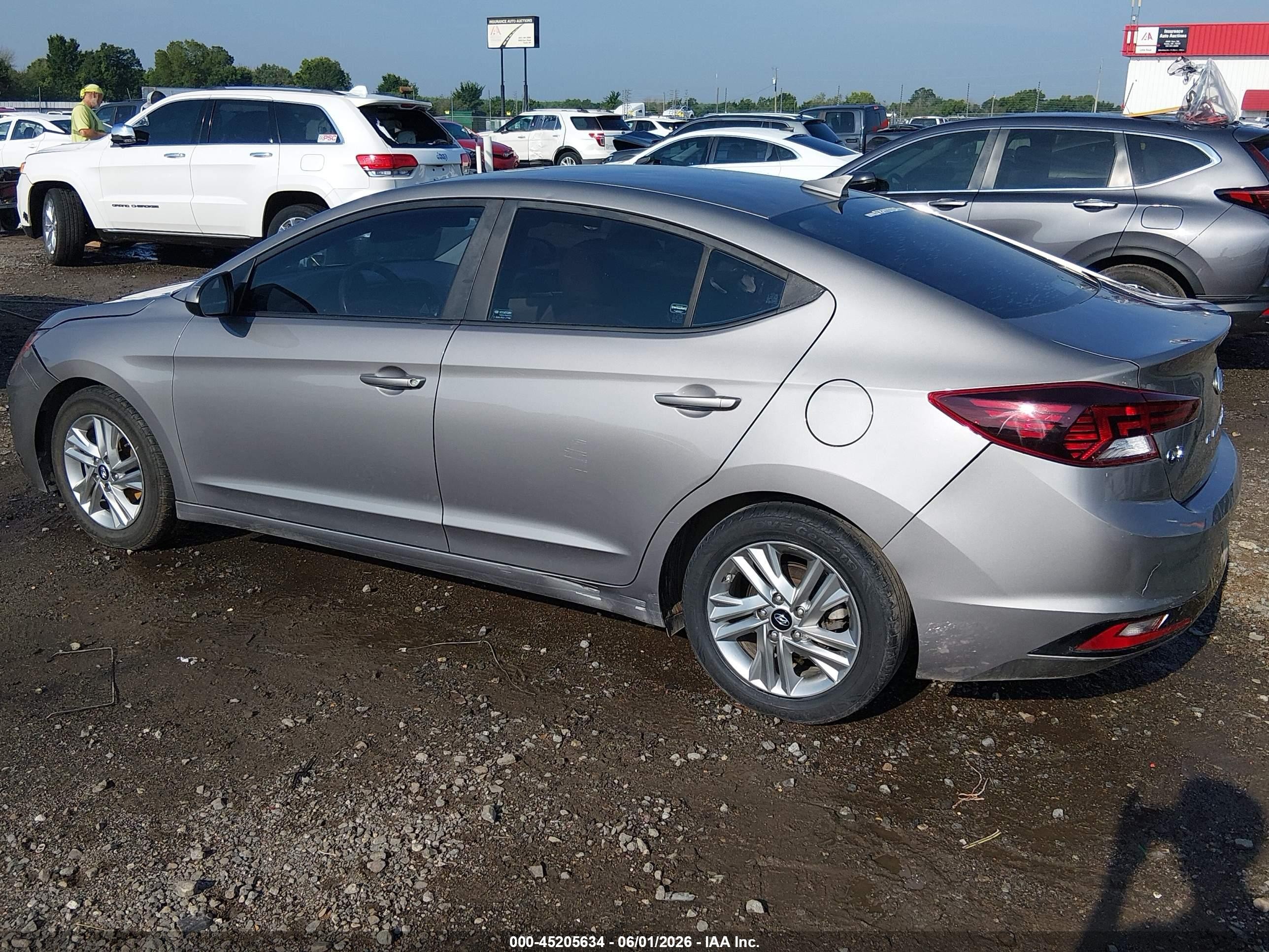 2020 Hyundai Elantra Sel Gray vin: KMHD84LF6LU026550