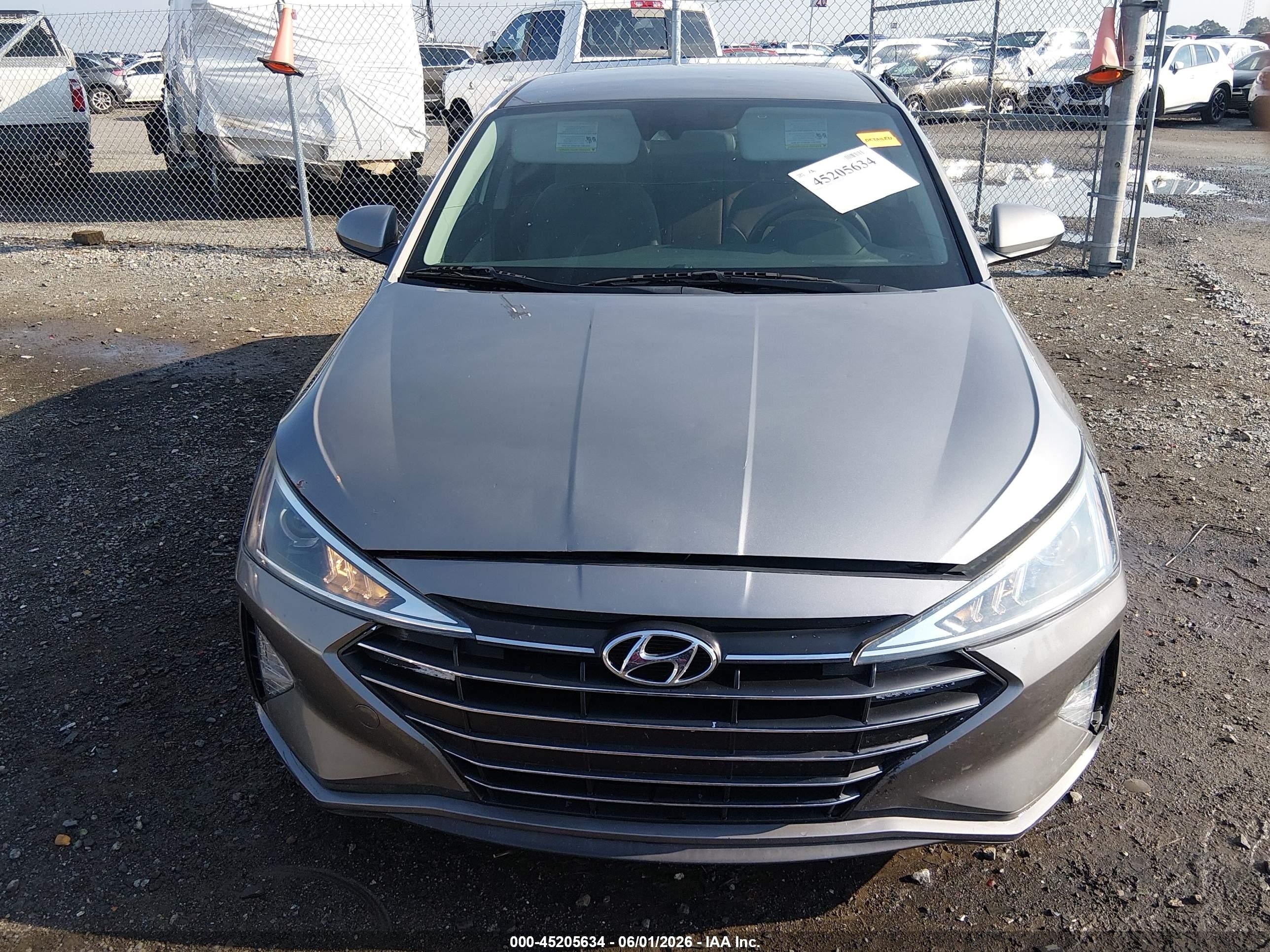 2020 Hyundai Elantra Sel Gray vin: KMHD84LF6LU026550