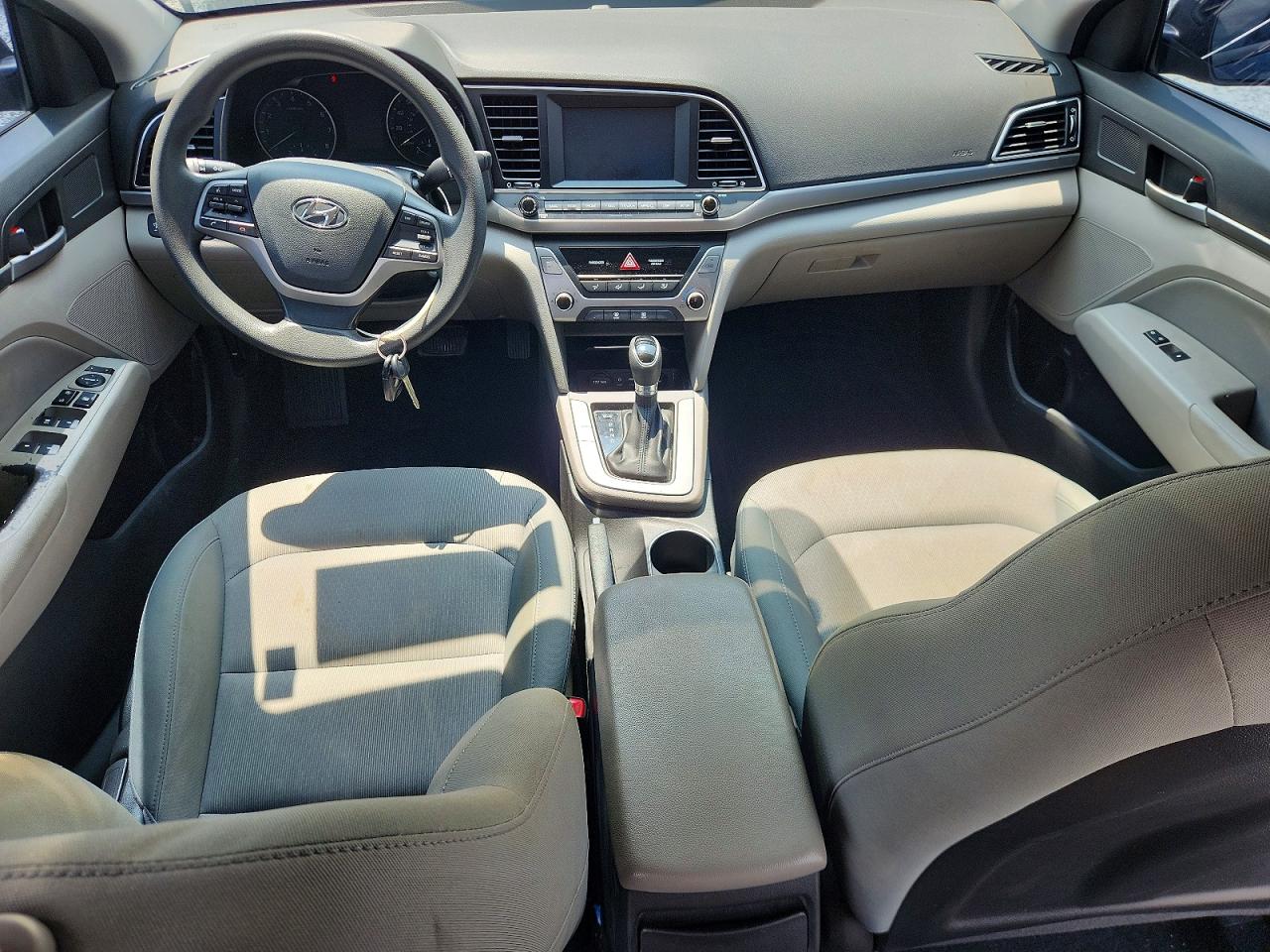 2017 Hyundai Elantra Se Black vin: KMHD84LF7HU099224
