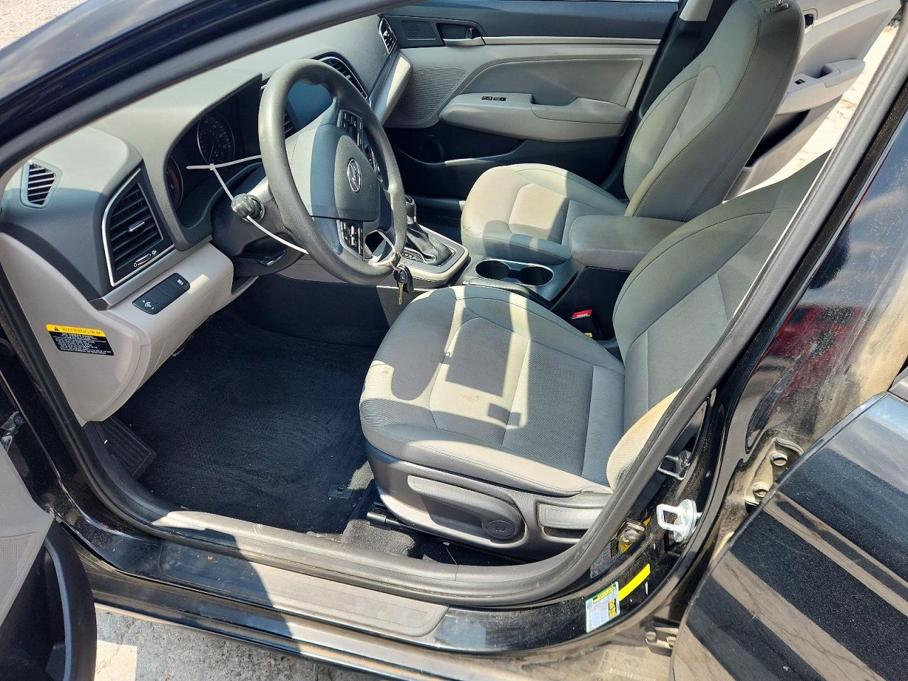 2017 Hyundai Elantra Se Black vin: KMHD84LF7HU099224