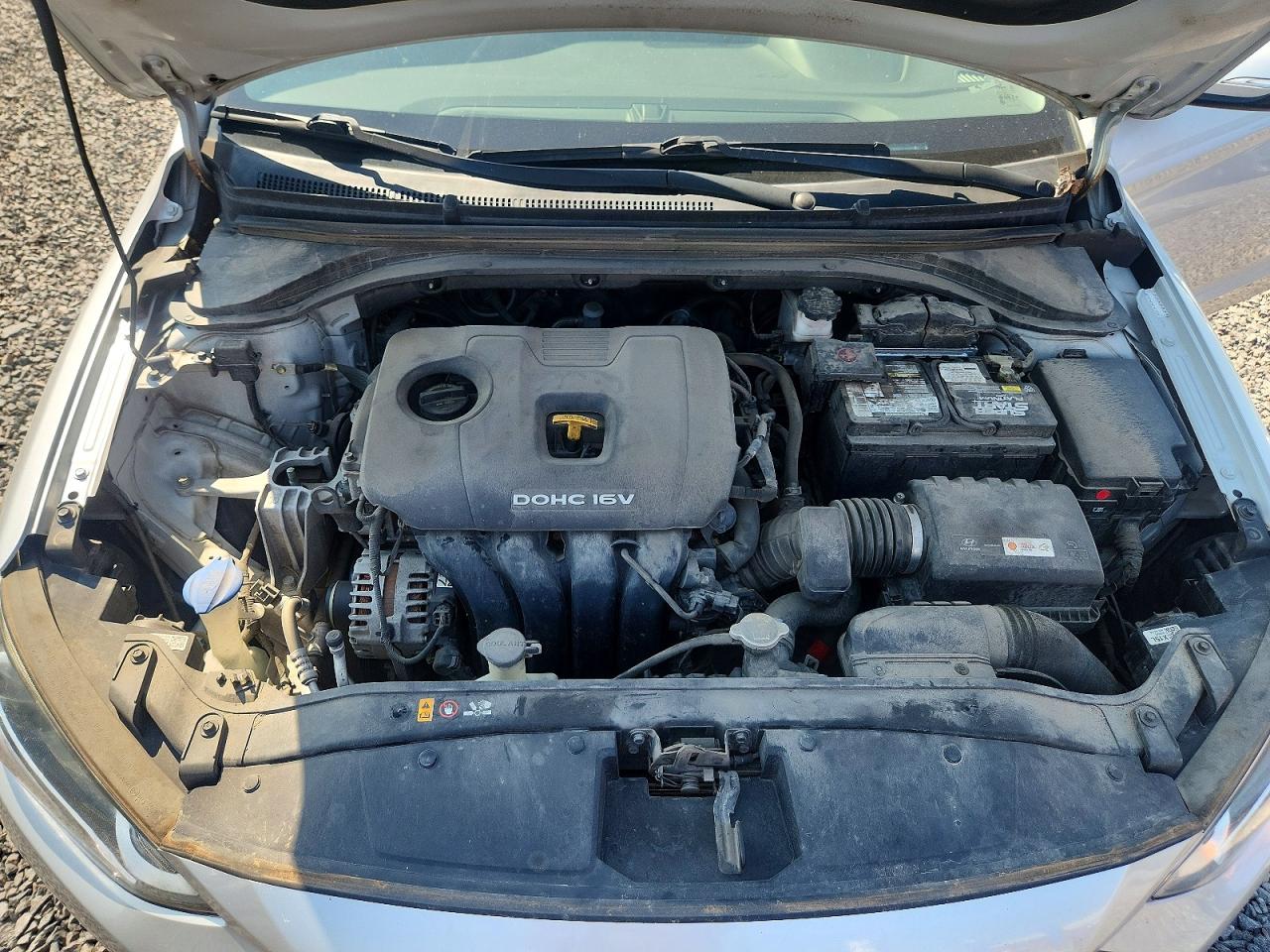2017 Hyundai Elantra Limited Silver vin: KMHD84LF7HU289766