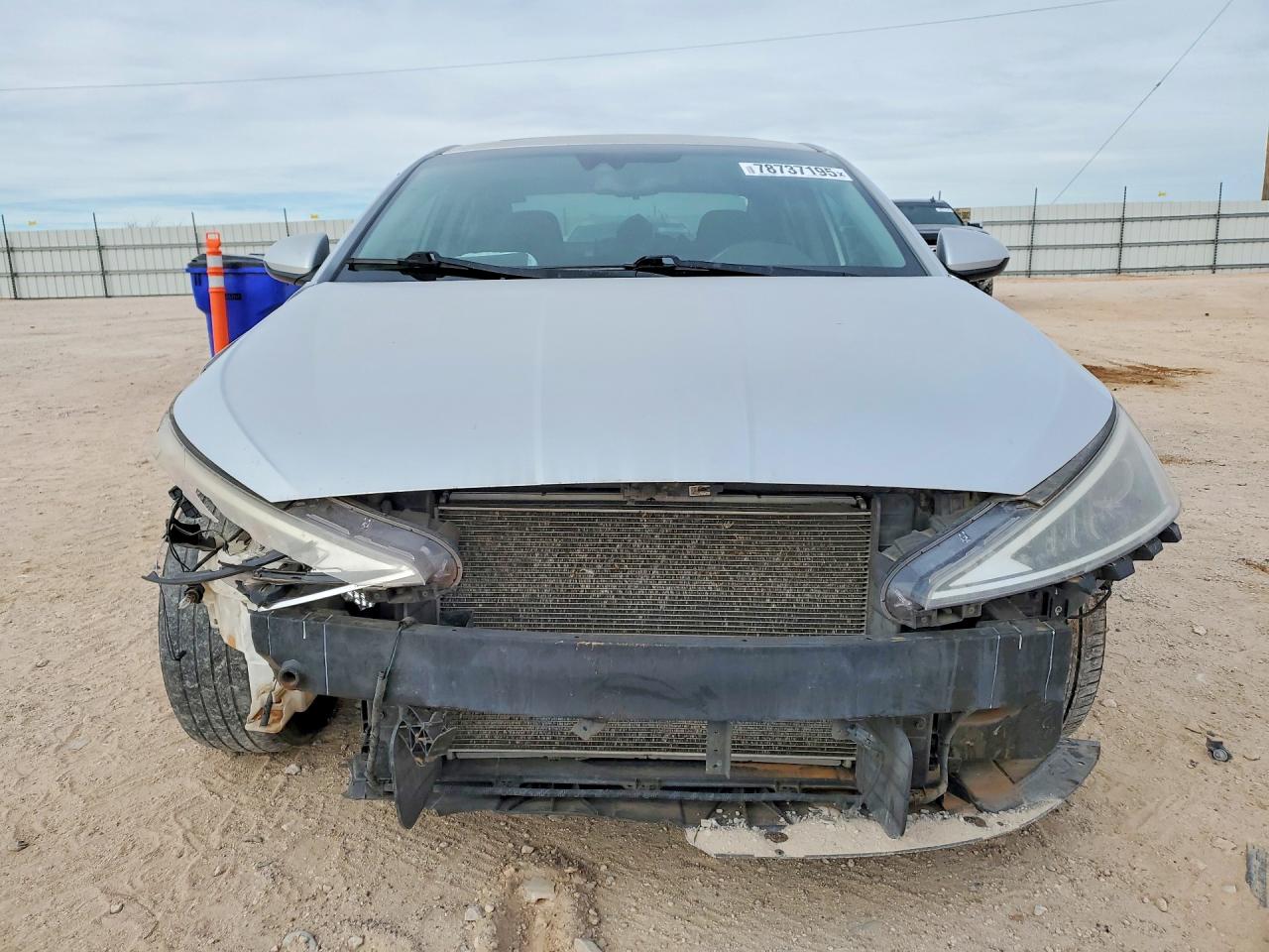2019 Hyundai Elantra Value Edition Silver vin: KMHD84LF7KU862222