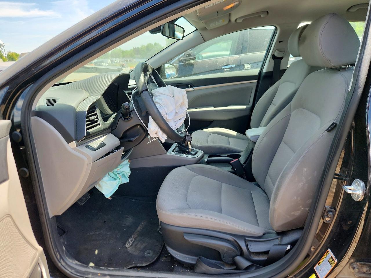 2020 Hyundai Elantra Sel Black vin: KMHD84LF7LU066538