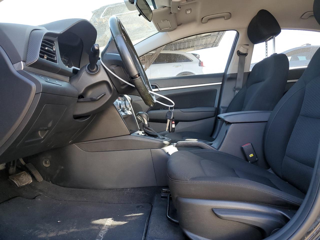 2020 Hyundai Elantra Sel Black vin: KMHD84LF7LU101563