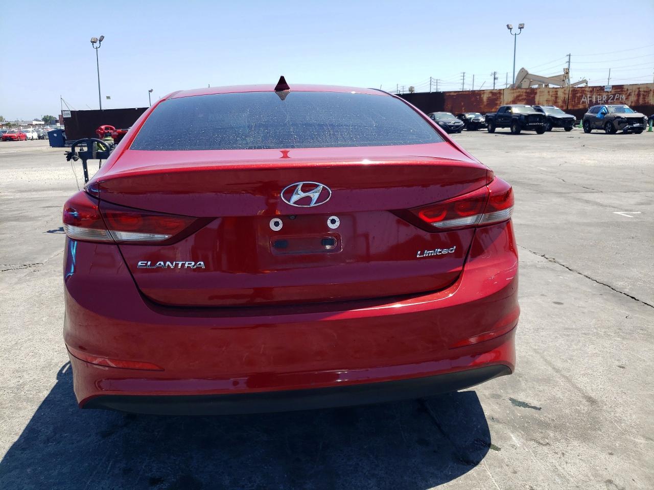 2018 Hyundai Elantra Limited Red vin: KMHD84LF8JU449014