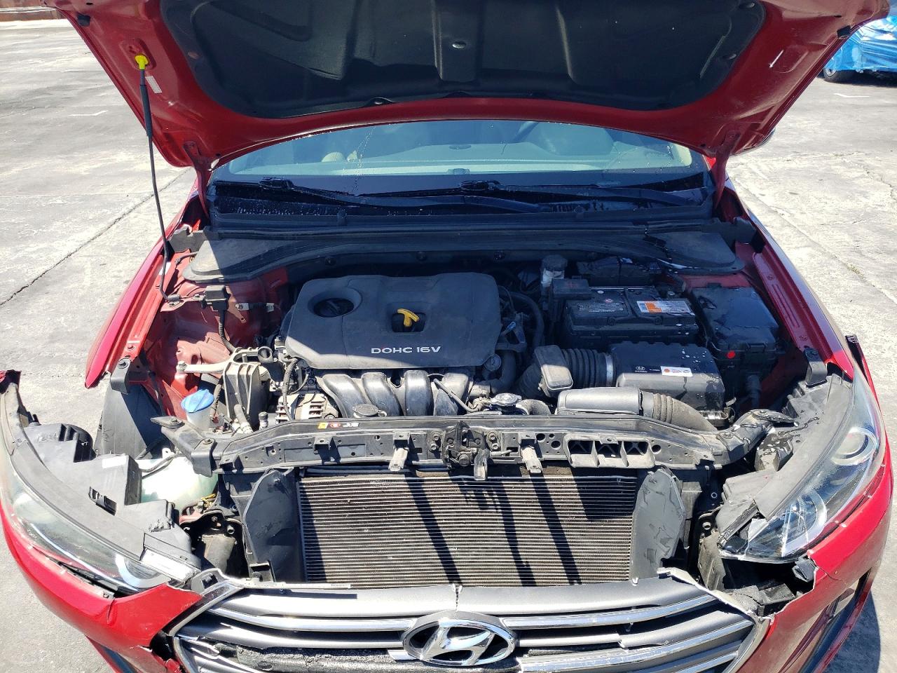 2018 Hyundai Elantra Limited Red vin: KMHD84LF8JU449014