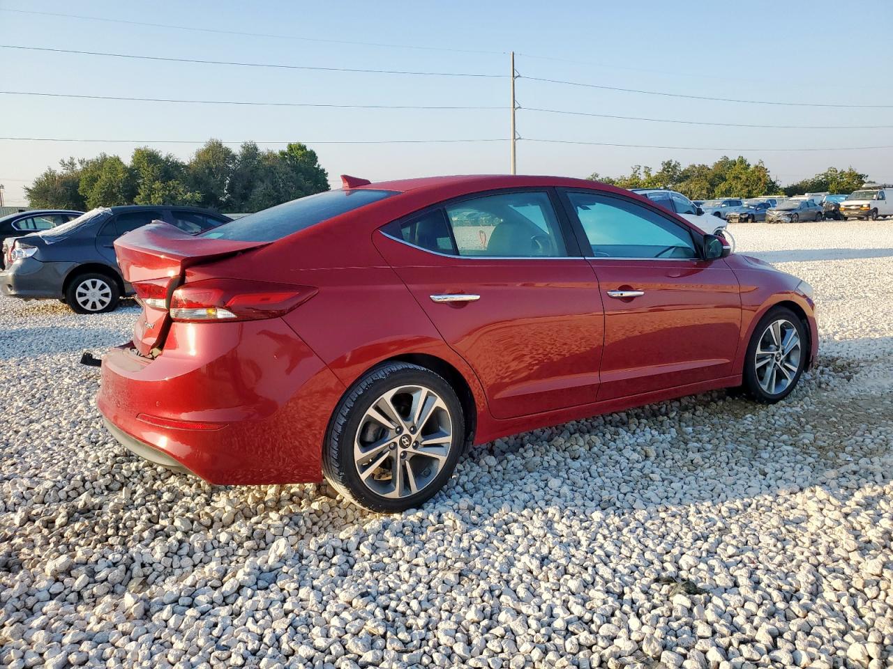 2017 Hyundai Elantra Red vin: KMHD84LF9HU314120
