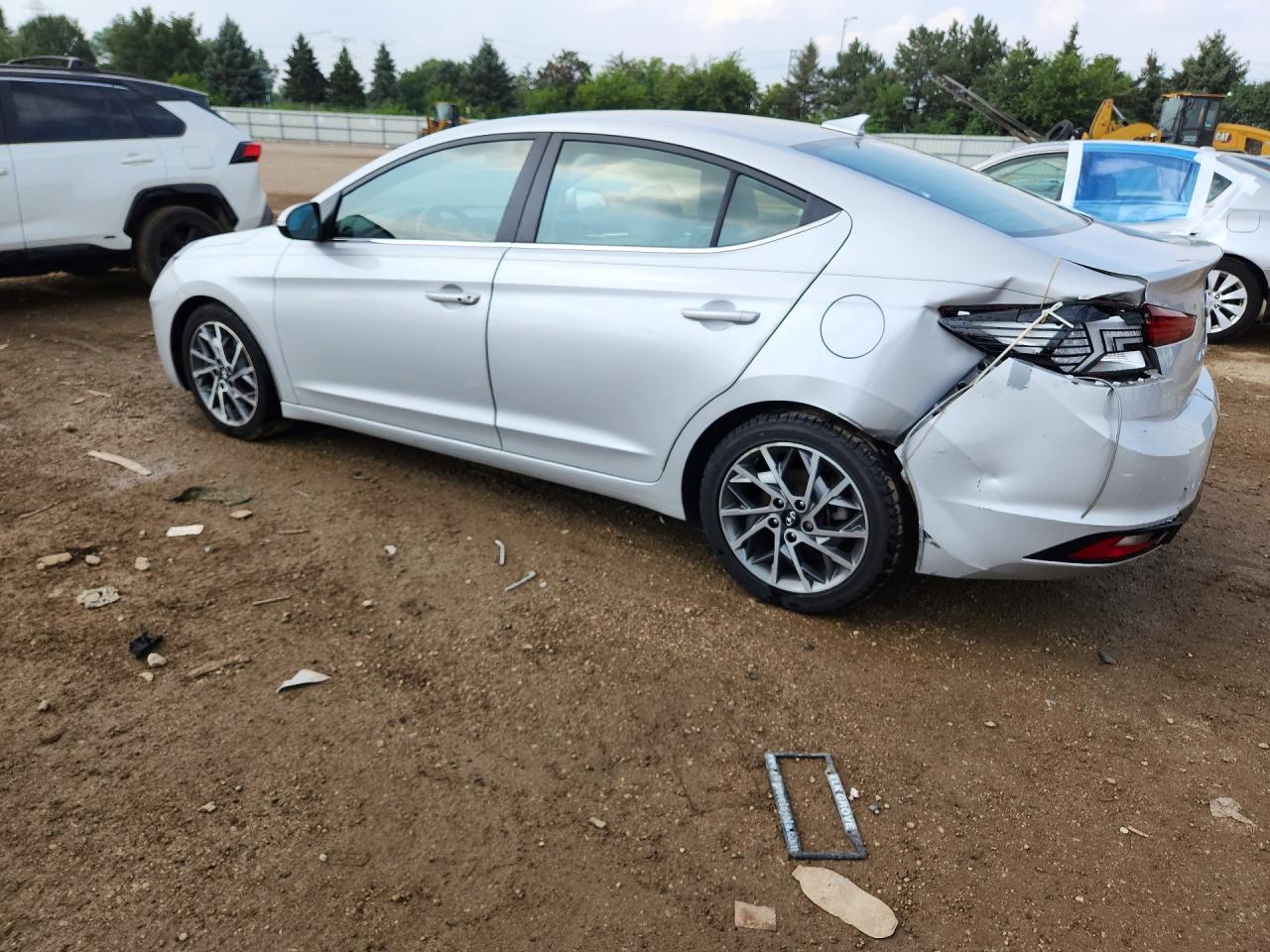 2019 Hyundai Elantra Limited Silver vin: KMHD84LF9KU838651